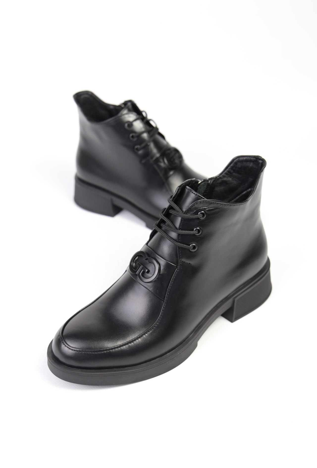 картинка Ботинки кожаные Benito от магазина Pratik