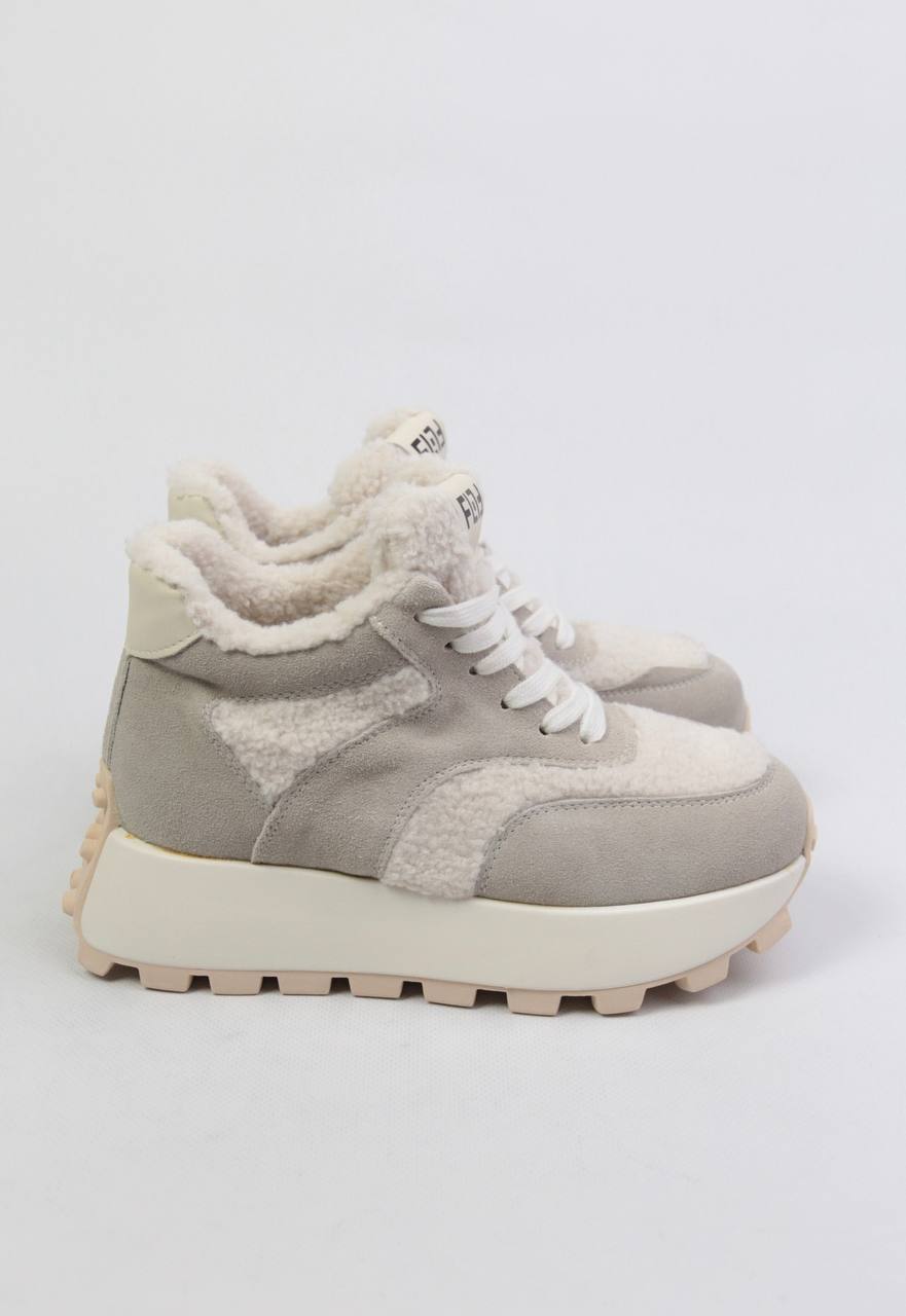 картинка Ботинки замшевые от магазина Pratik