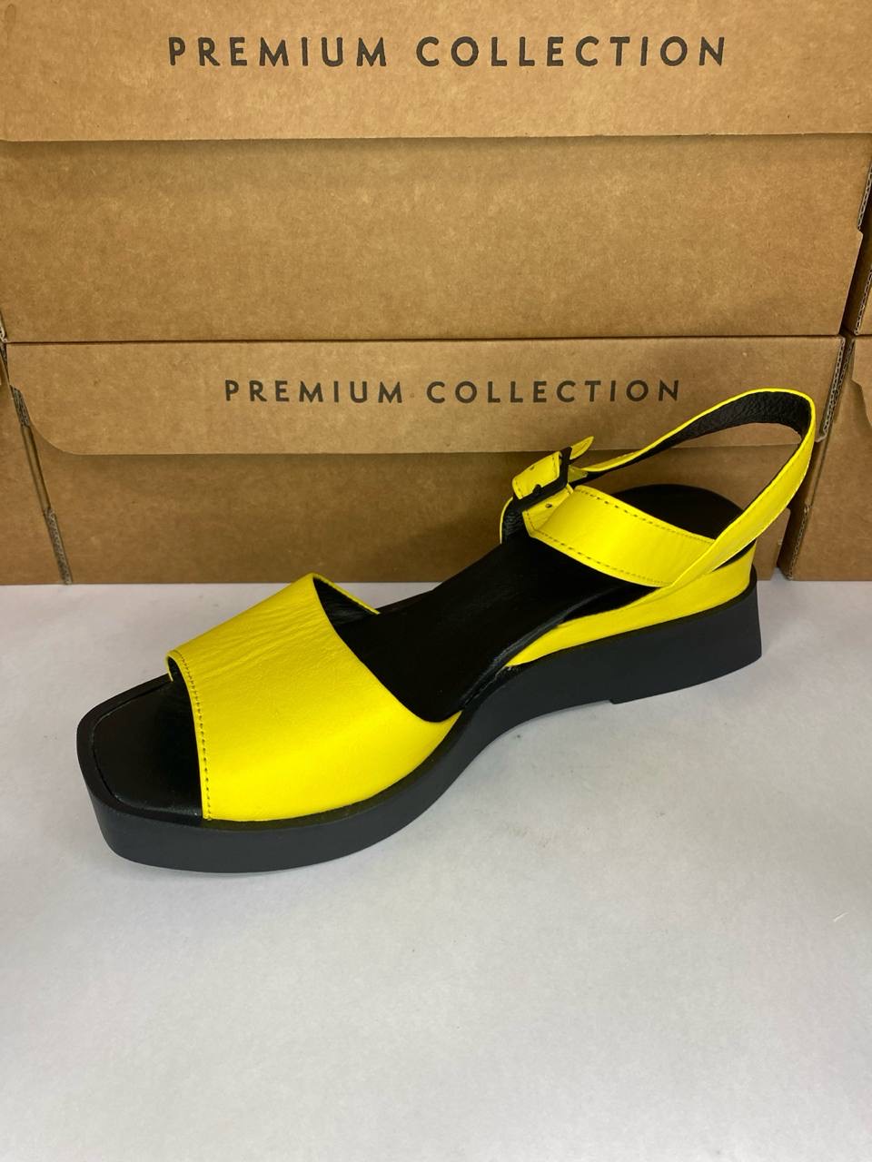 картинка Босоножки кожаные Benito от магазина Pratik