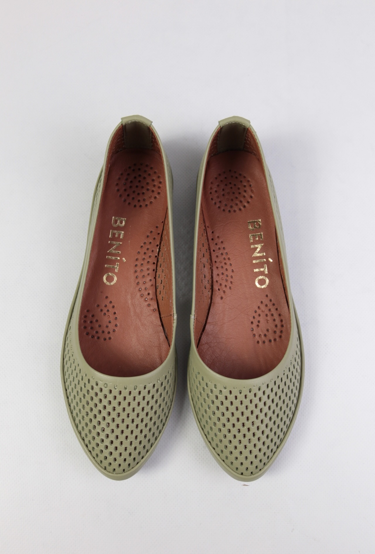 картинка Балетки кожаные Benito от магазина Pratik