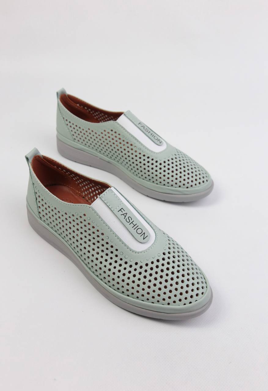 картинка Слипоны женские Benito от магазина Pratik