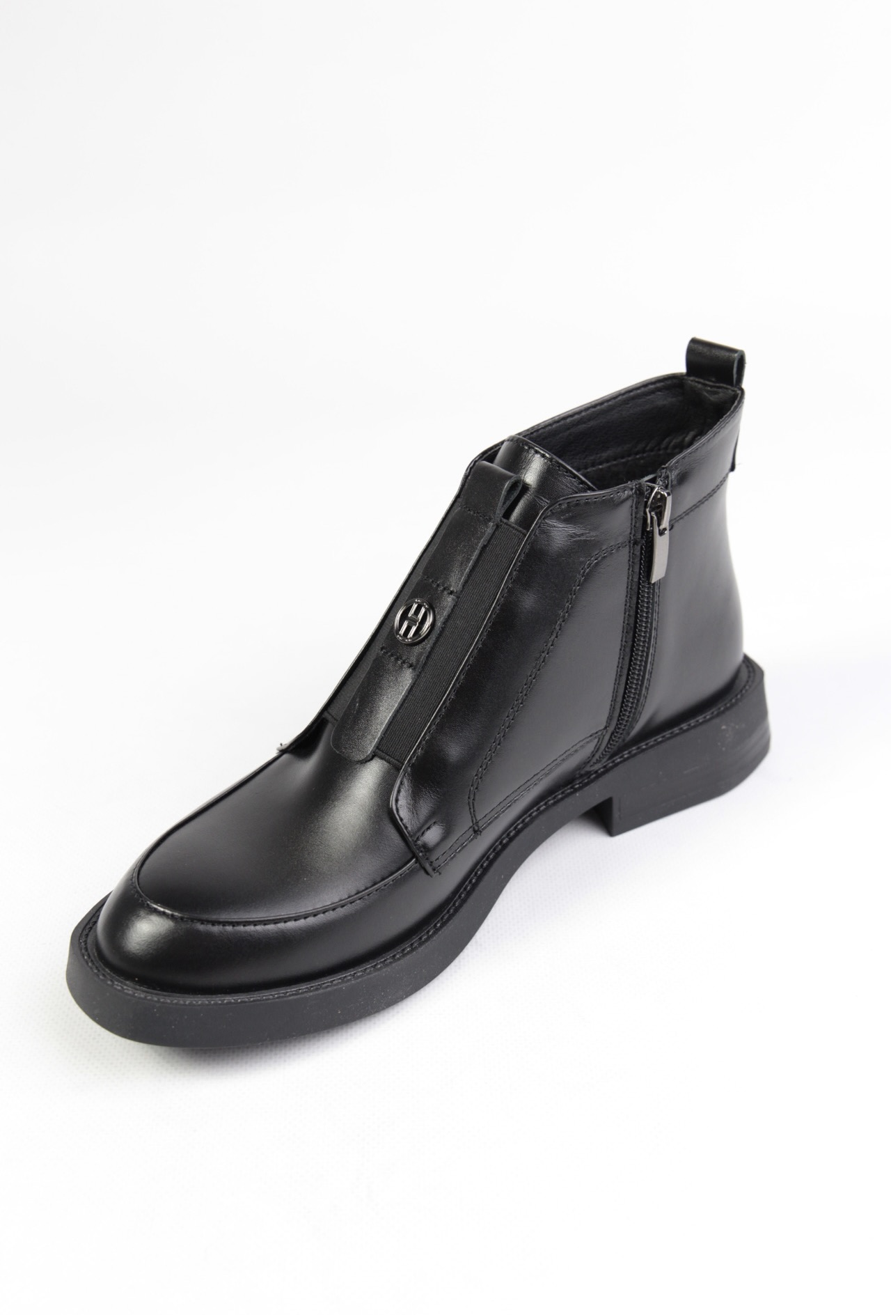 картинка Ботинки кожаные Benito от магазина Pratik