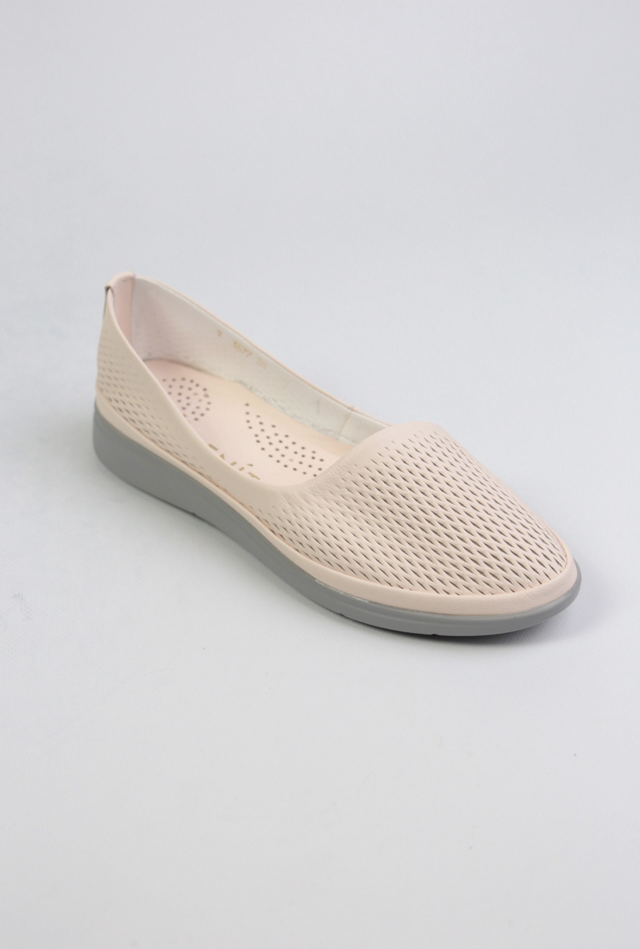 картинка Балетки кожаные Benito от магазина Pratik