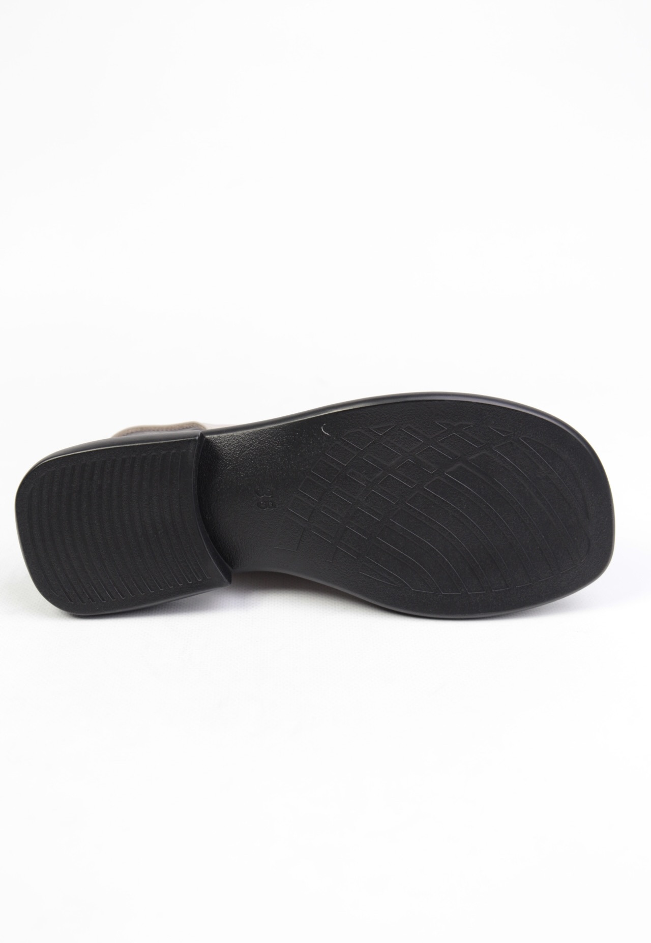 картинка Сандалии кожаные Benito от магазина Pratik