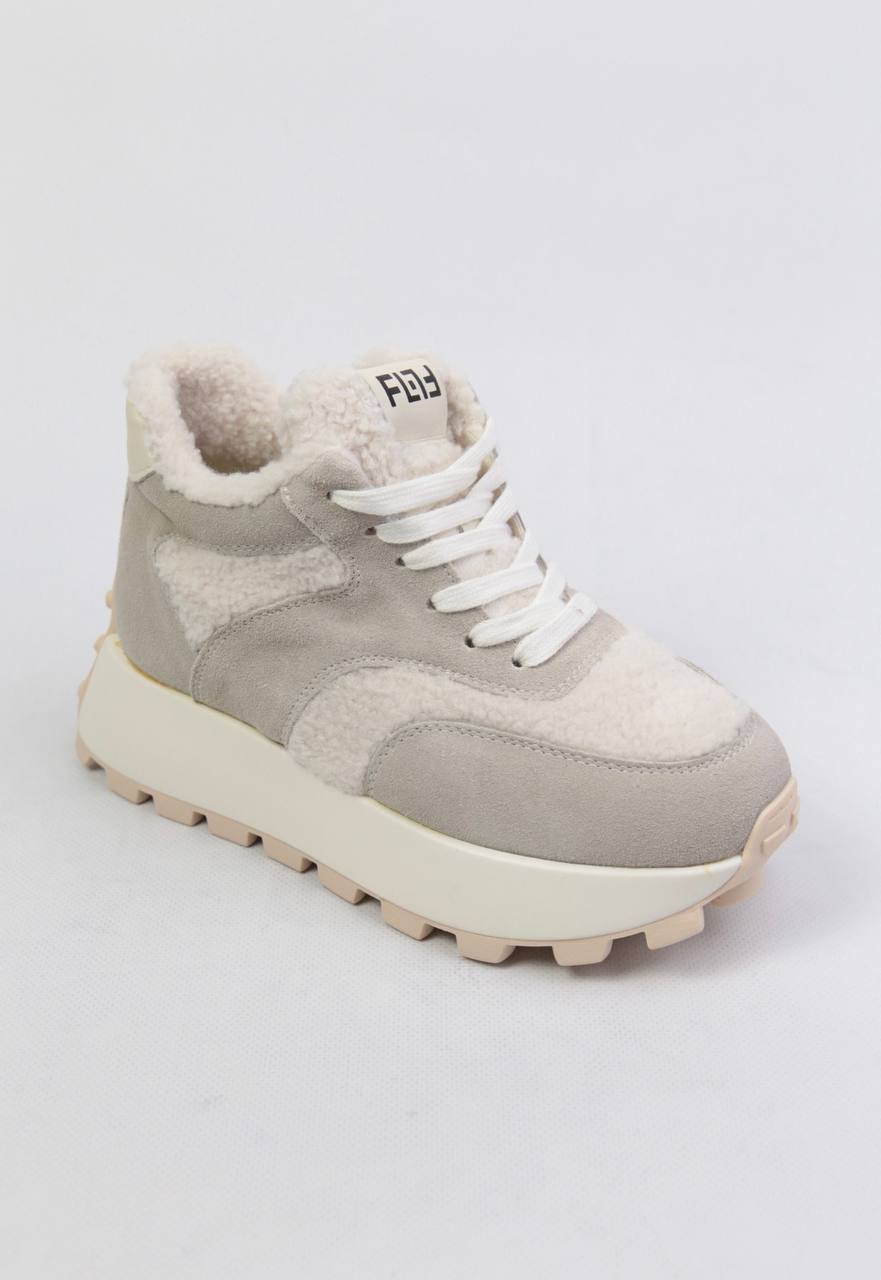 картинка Ботинки замшевые от магазина Pratik