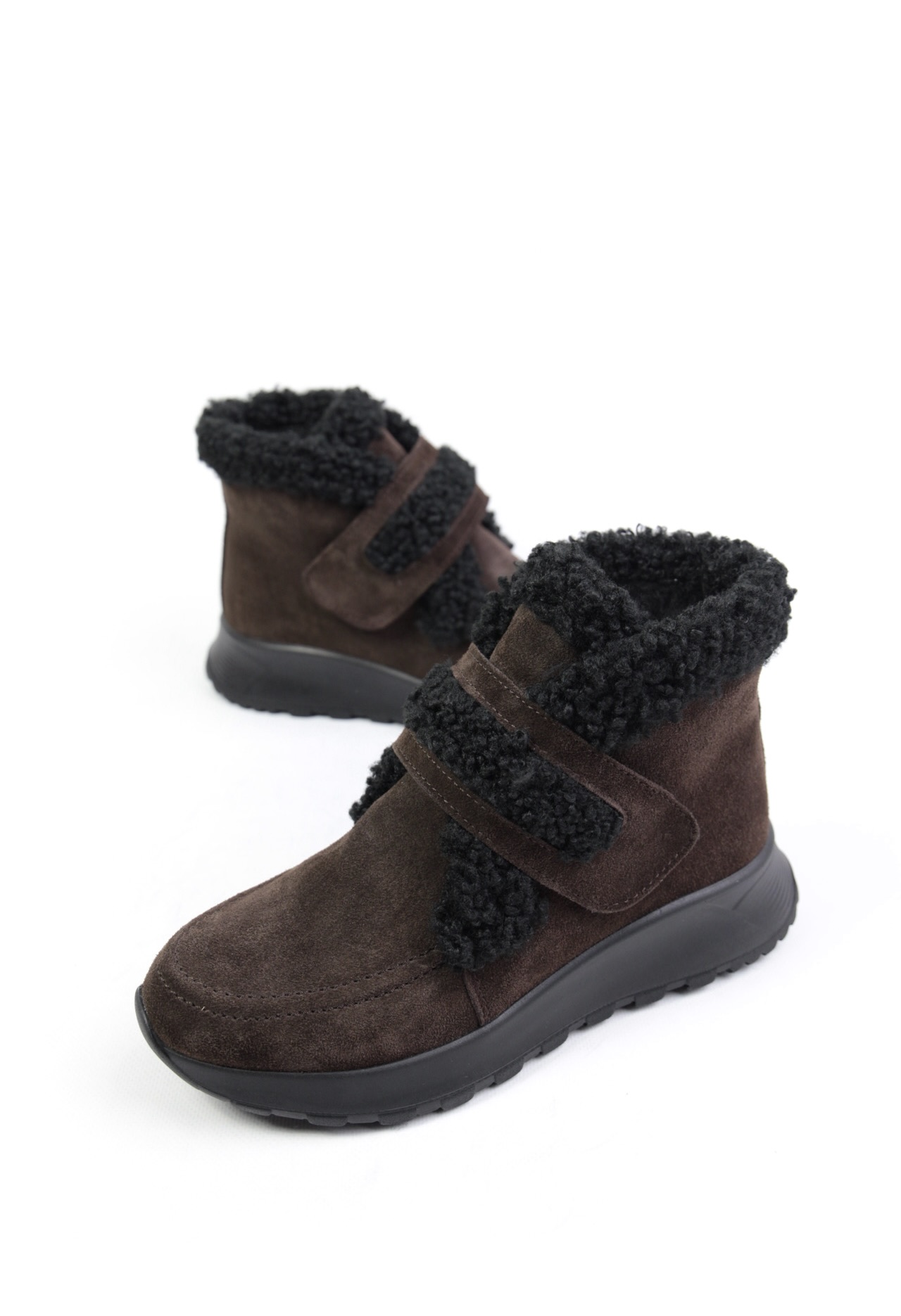 картинка Ботинки замшевые Benito от магазина Pratik