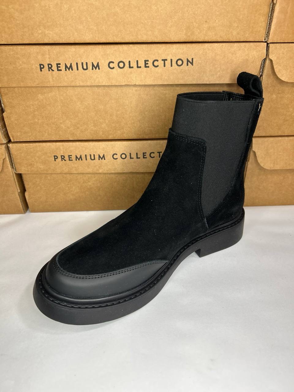 картинка Ботинки замшевые Benito от магазина Pratik