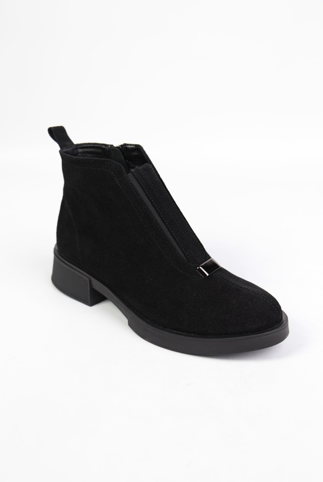 картинка Ботинки замшевые Benito от магазина Pratik