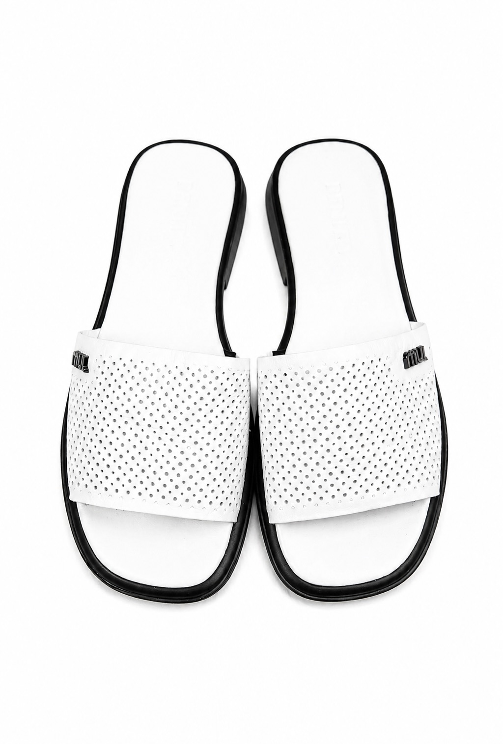 картинка Шлепанцы кожаные Benito от магазина Pratik