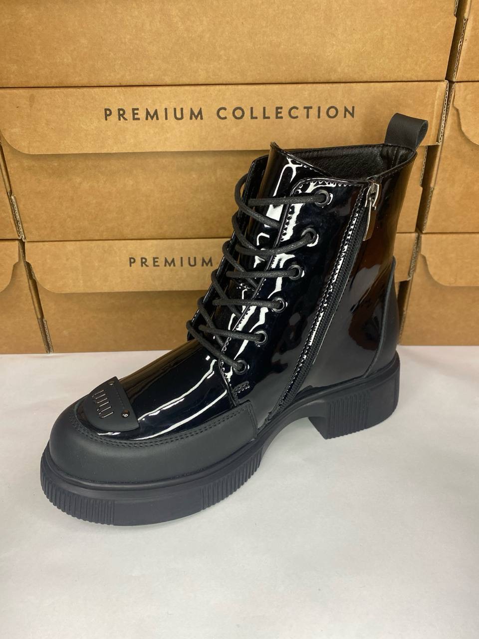 картинка Ботинки кожаные Benito от магазина Pratik