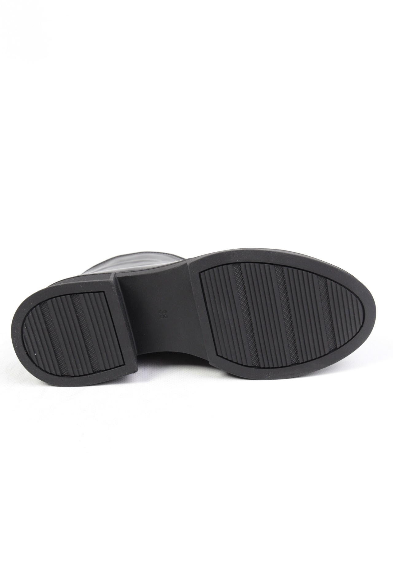 картинка Ботинки кожаные Benito от магазина Pratik