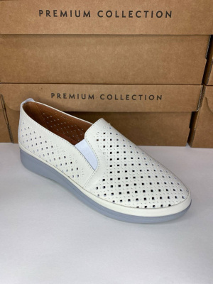 Слипоны кожаные Benito GL0668 new- фото 1 - интернет-магазин обуви Pratik