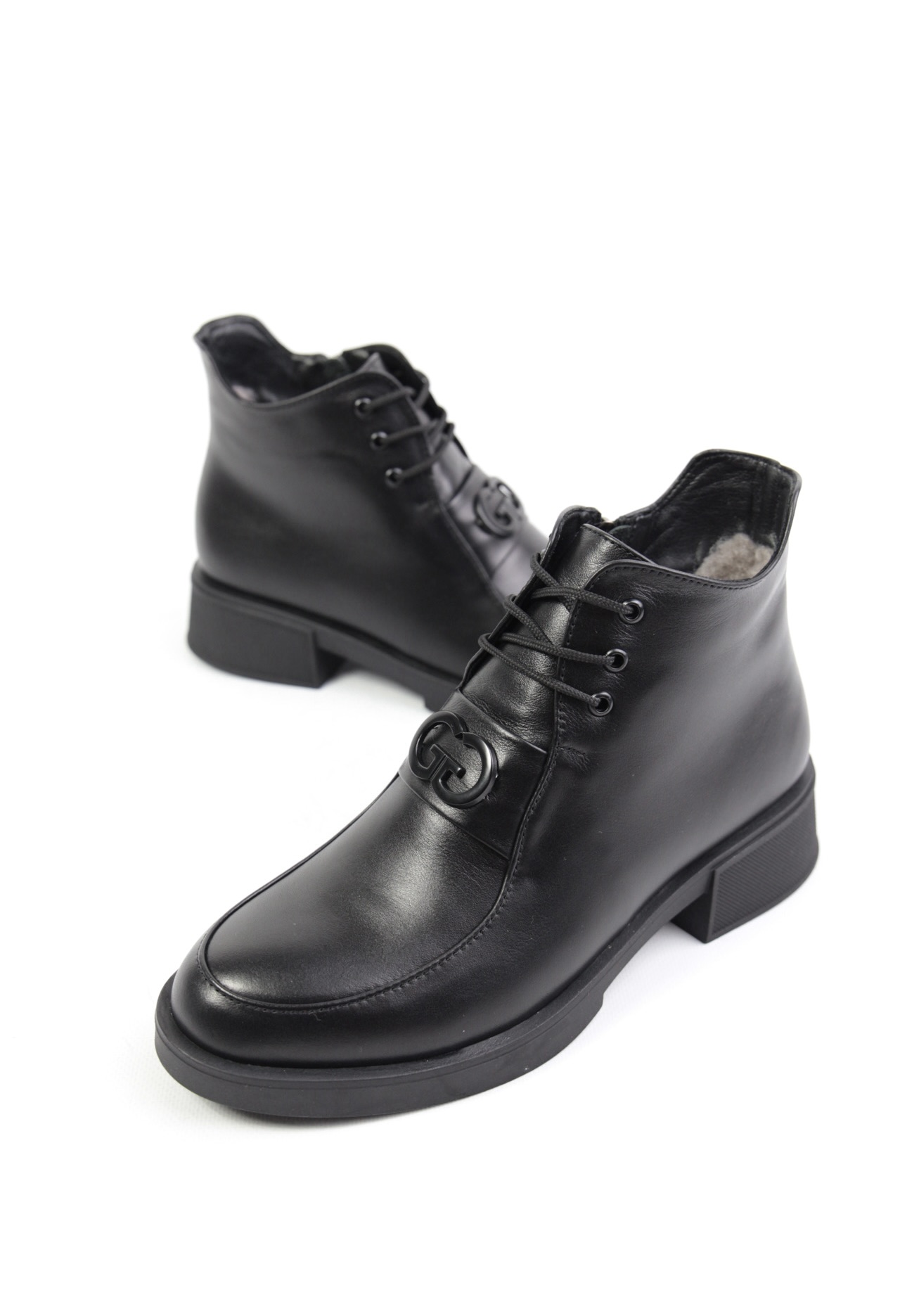 картинка Ботинки кожаные Benito от магазина Pratik