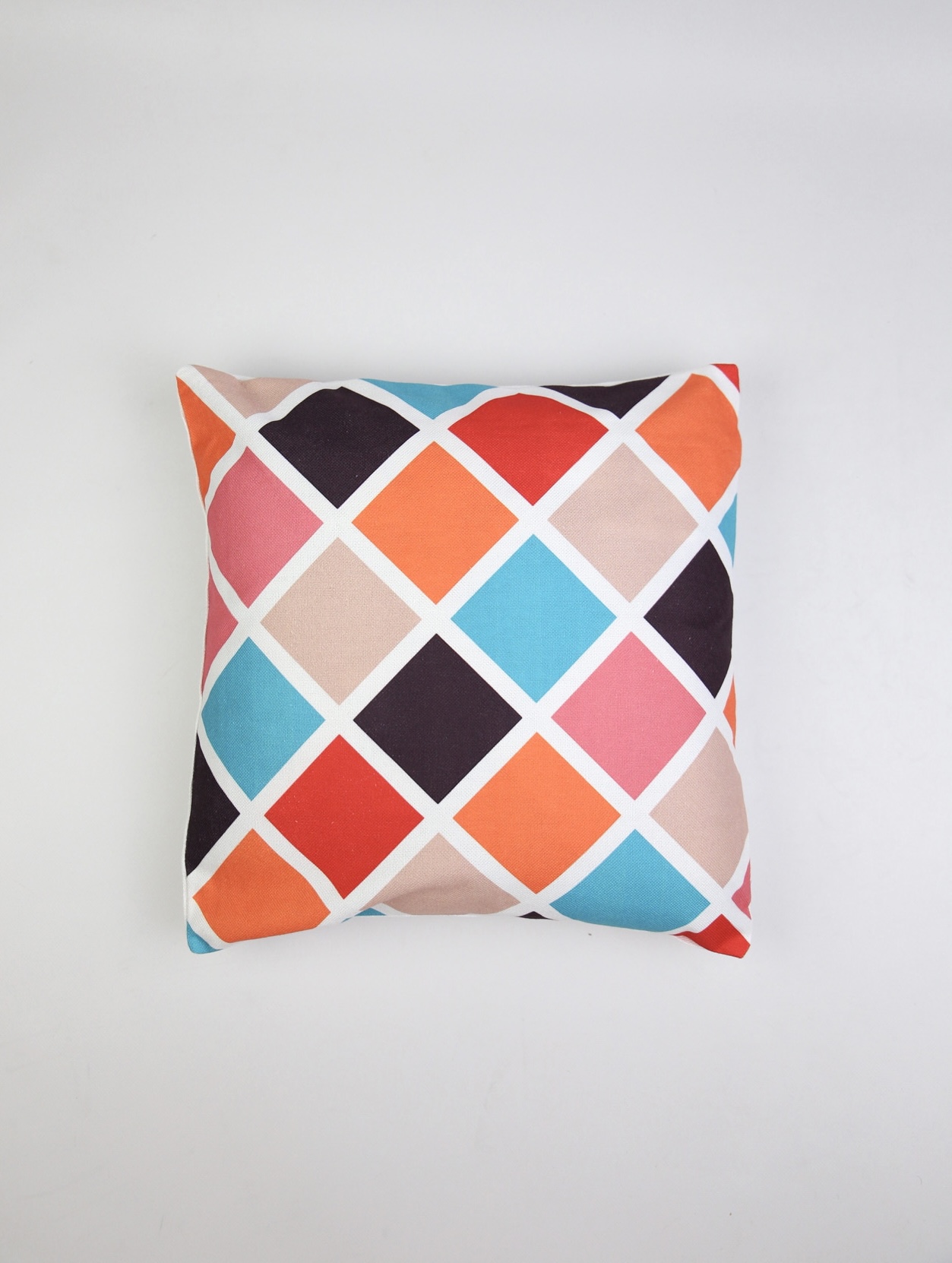 картинка Наволочка декоративная орнамент Квадрат от магазина Pratik