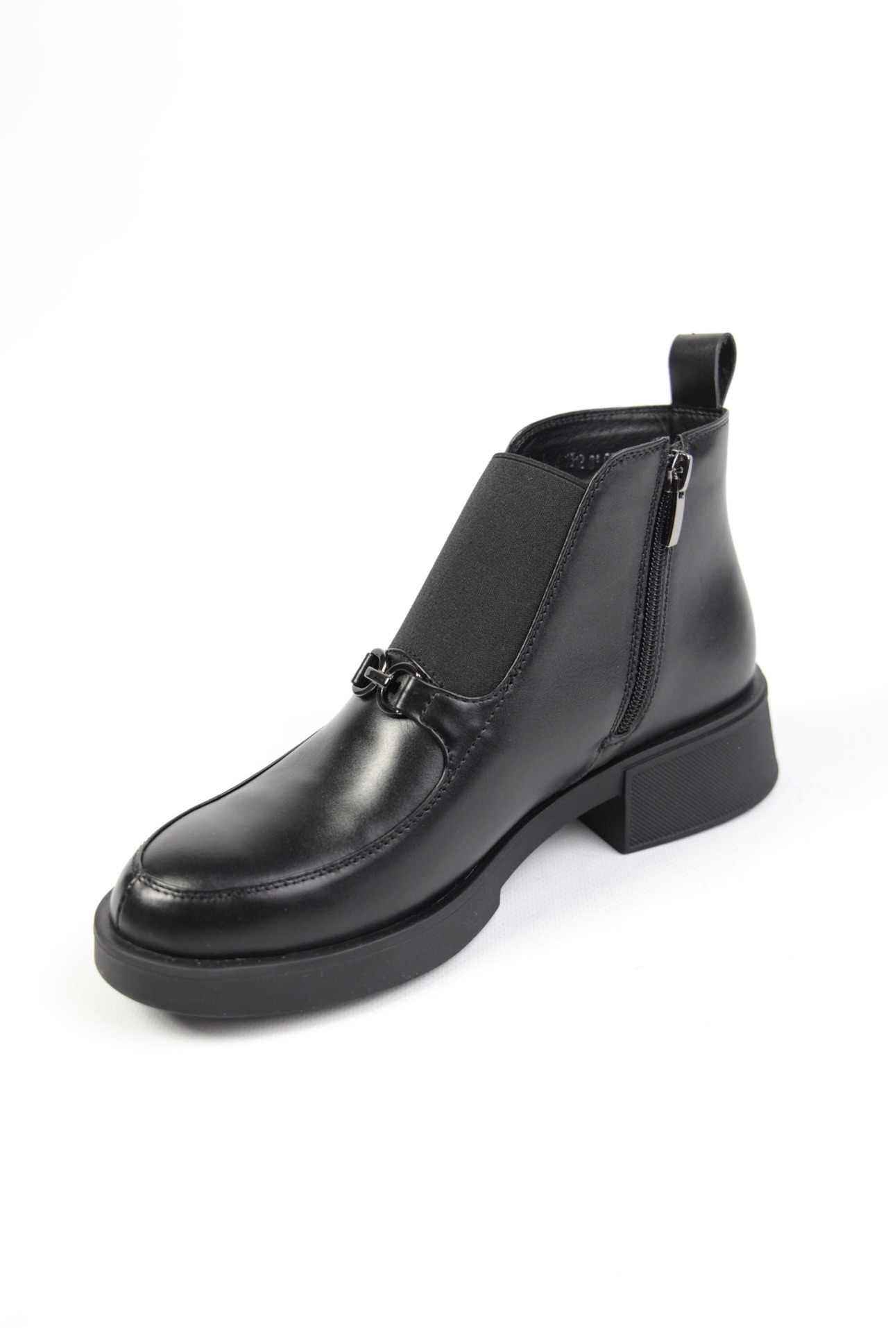 картинка Ботинки кожаные Benito от магазина Pratik