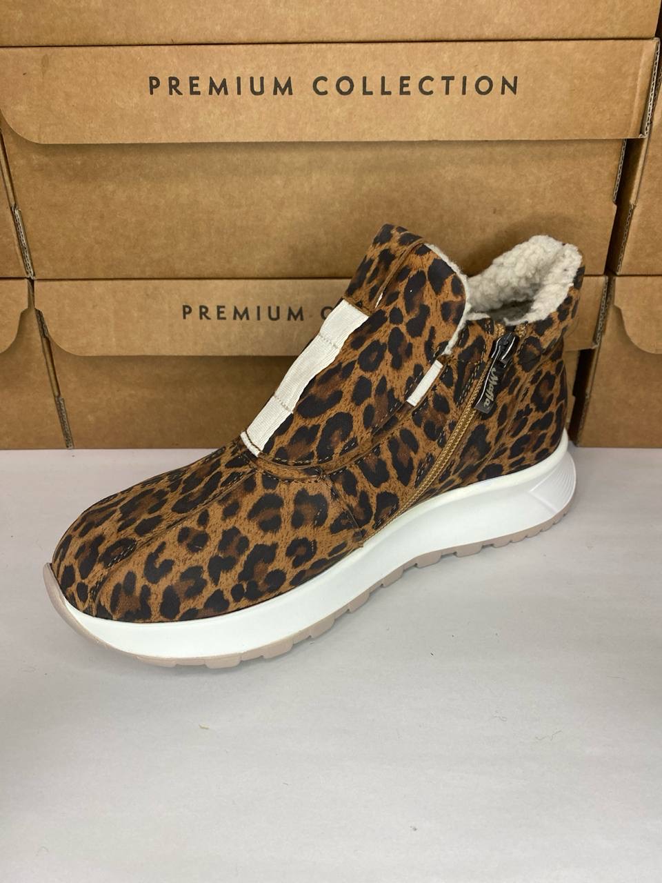 картинка Ботинки нубуковые Benito от магазина Pratik