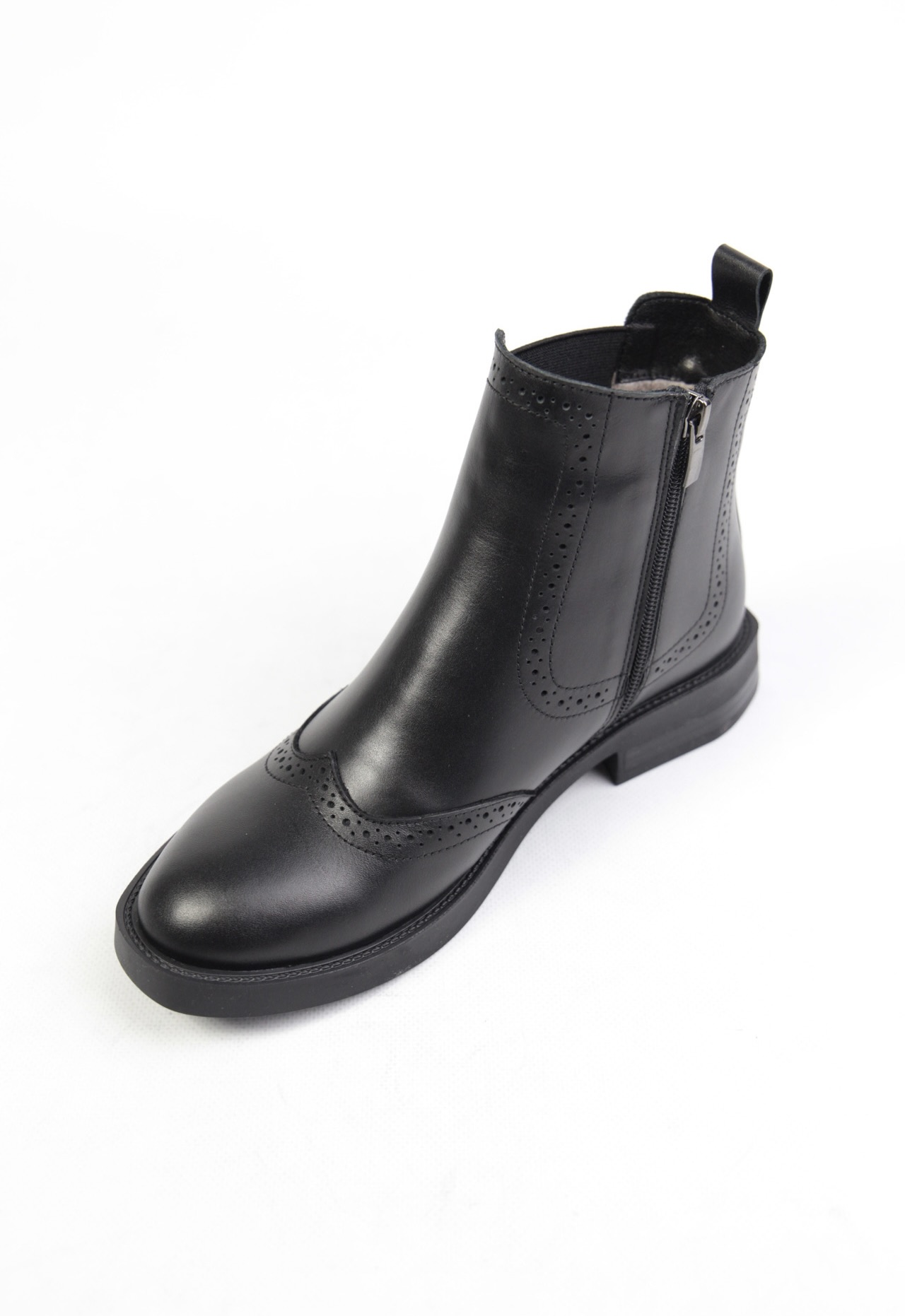 картинка Ботинки кожаные Benito от магазина Pratik