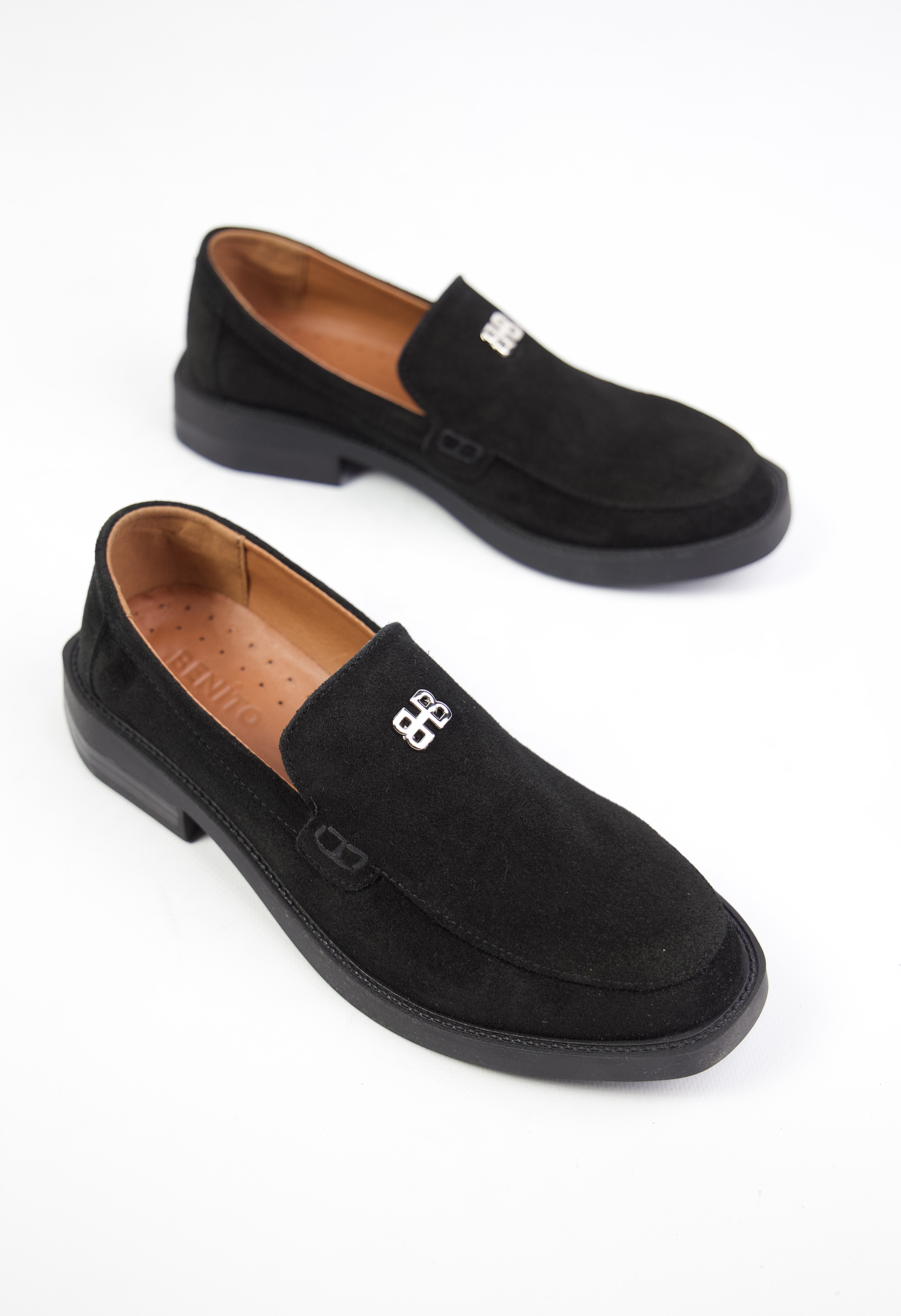 картинка Лоферы замшевые Benito от магазина Pratik