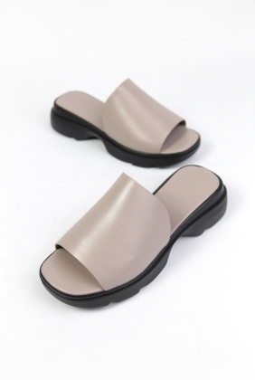 Шлепанцы кожаные Benito 0049-3/71 new- фото 1 - интернет-магазин обуви Pratik