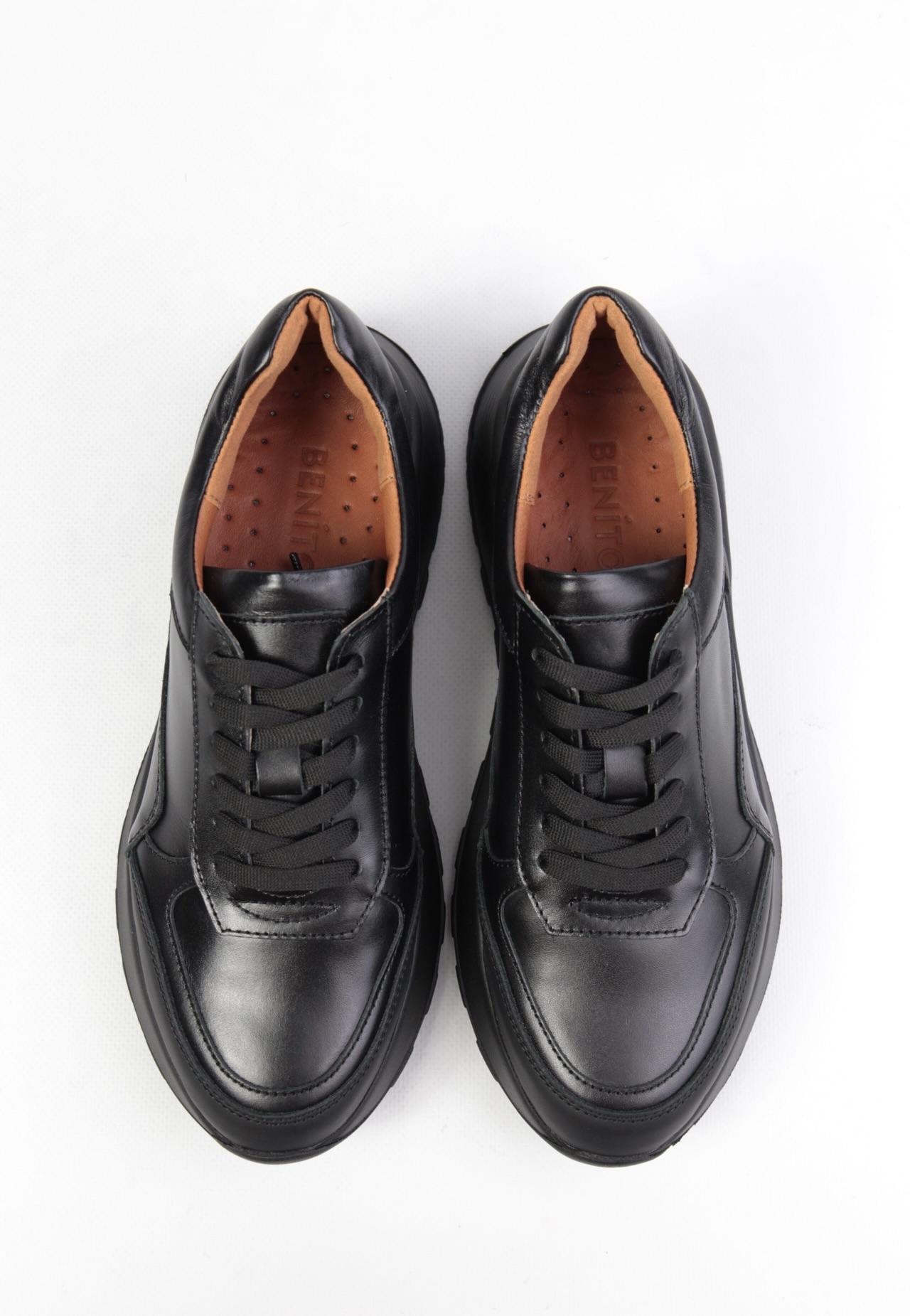 картинка Кроссовки кожаные Benito от магазина Pratik