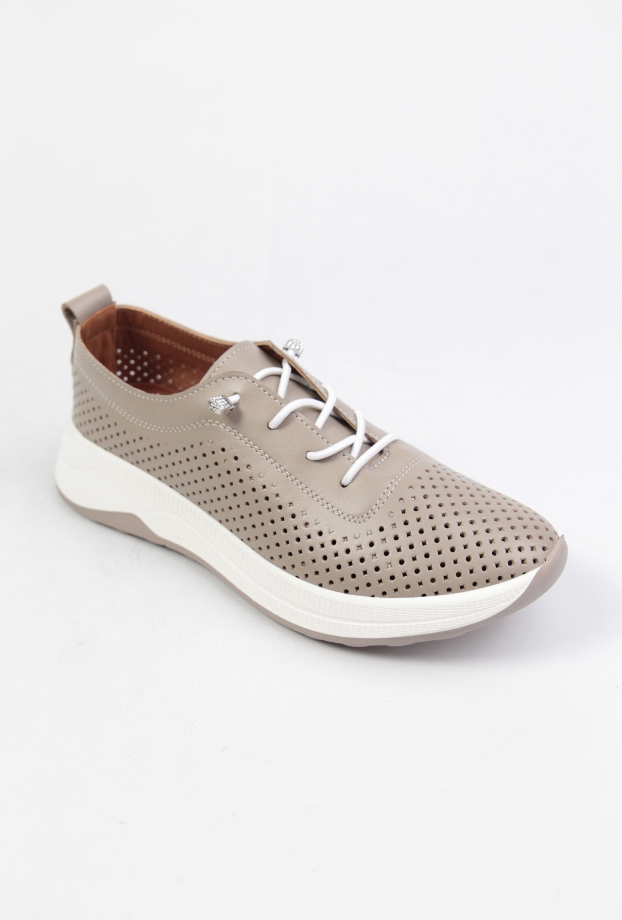 картинка Кроссовки кожаные Benito от магазина Pratik