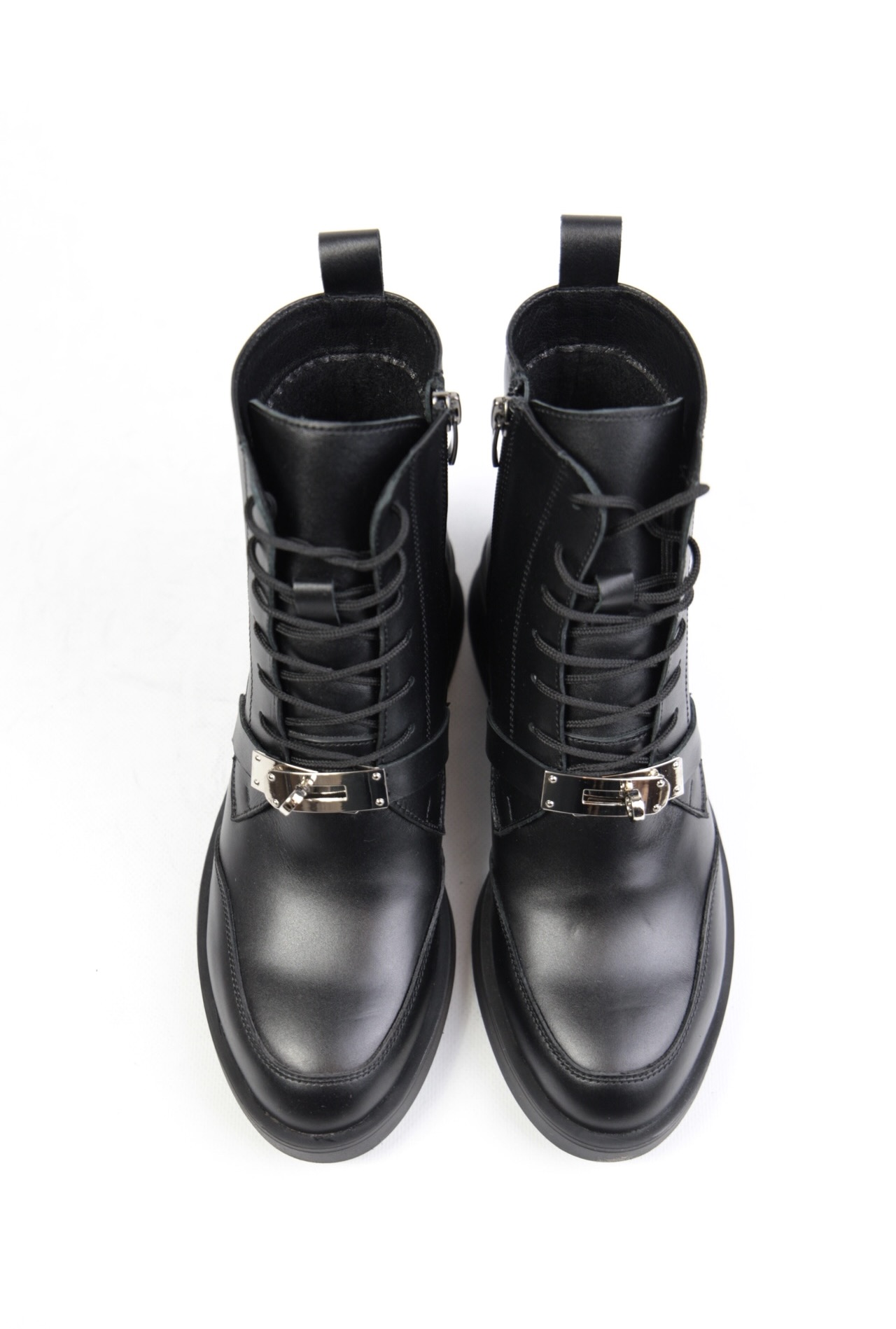 картинка Ботинки кожаные Benito от магазина Pratik