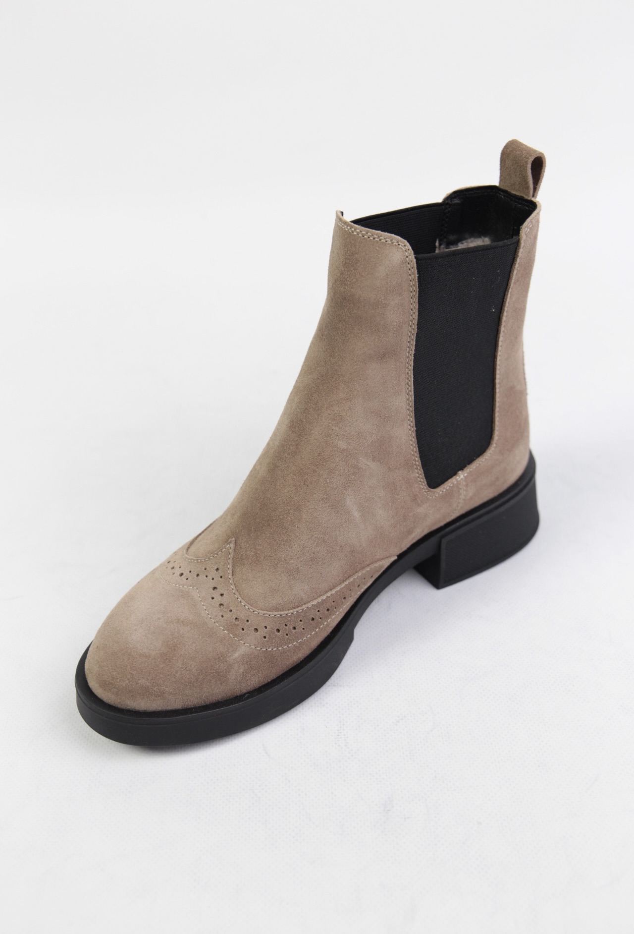 картинка Ботинки замшевые Benito от магазина Pratik