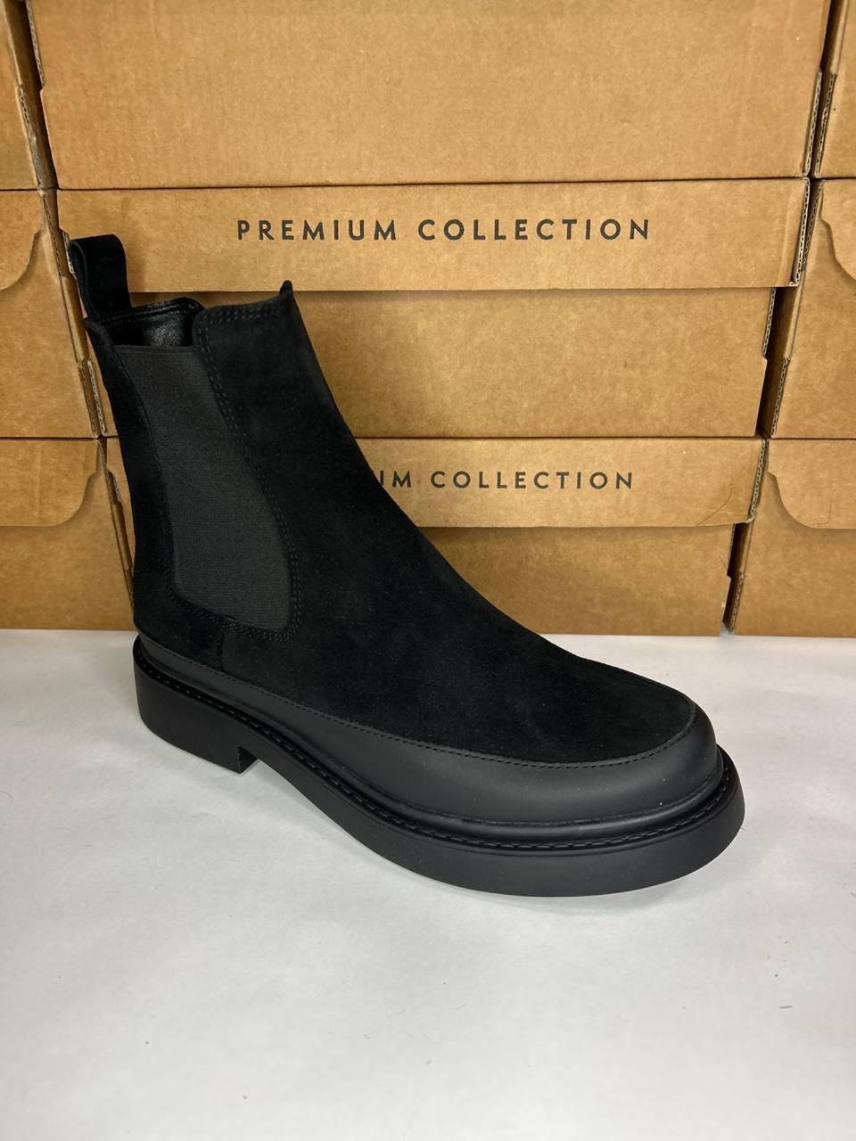 картинка Ботинки замшевые Benito от магазина Pratik