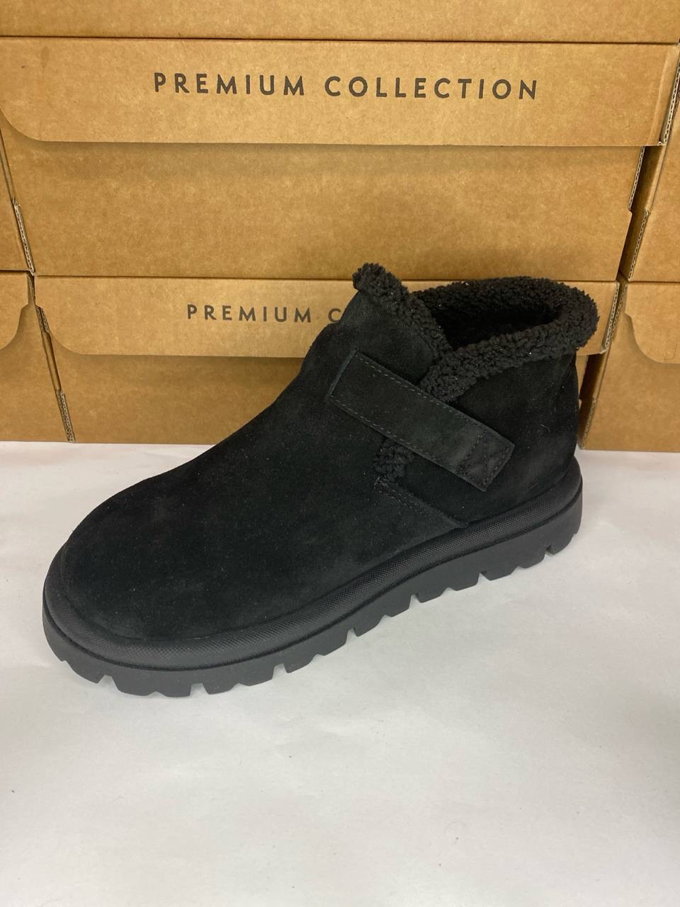 картинка Ботинки замшевые Benito от магазина Pratik