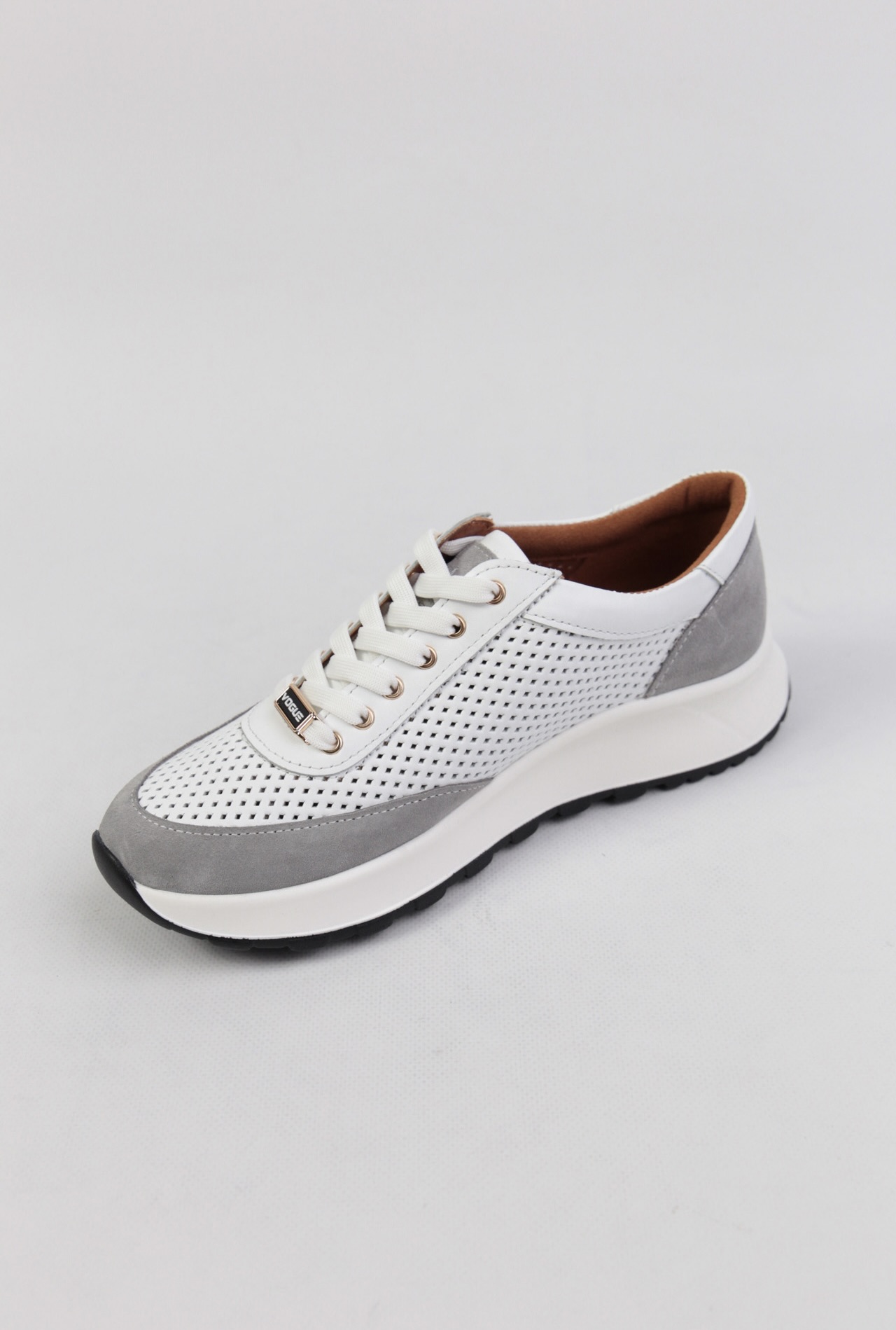 картинка Кроссовки кожаные Benito от магазина Pratik