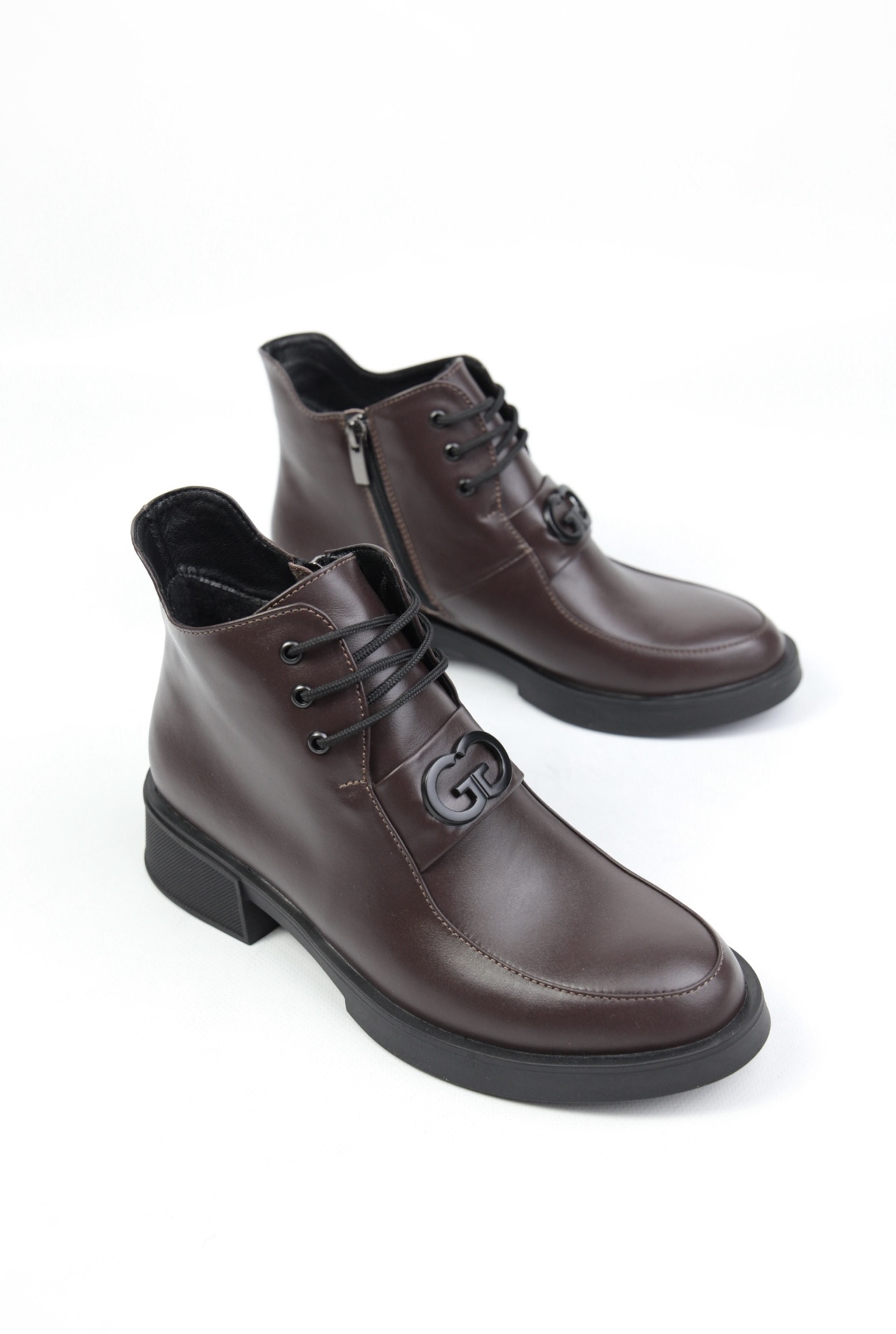 картинка Ботинки кожаные Benito от магазина Pratik