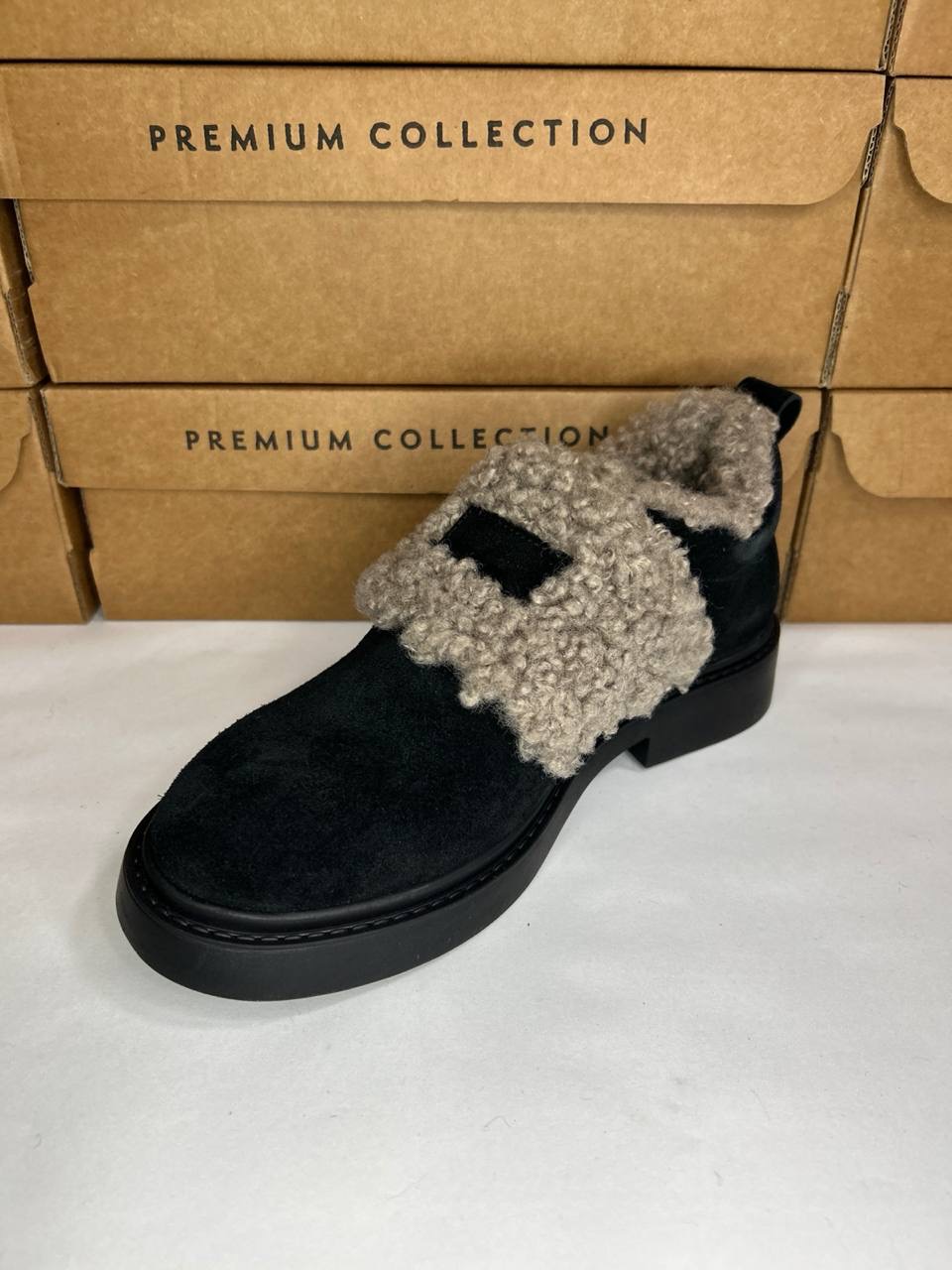 картинка Ботинки замшевые Benito от магазина Pratik