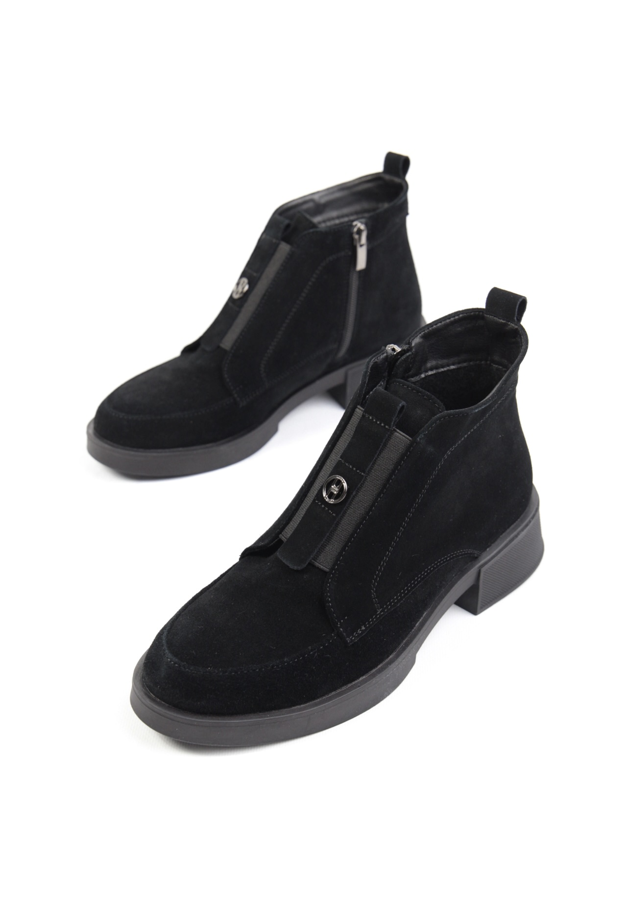 картинка Ботинки замшевые Benito от магазина Pratik