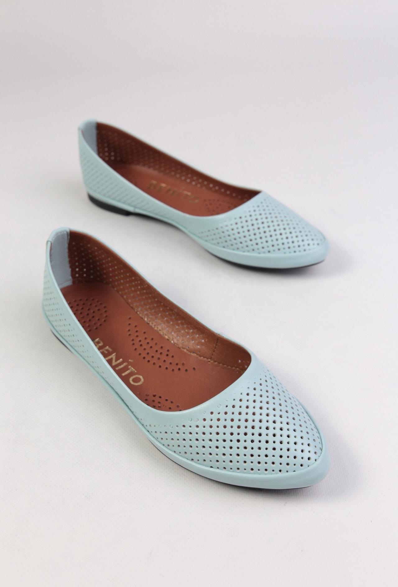 картинка Балетки кожаные Benito от магазина Pratik