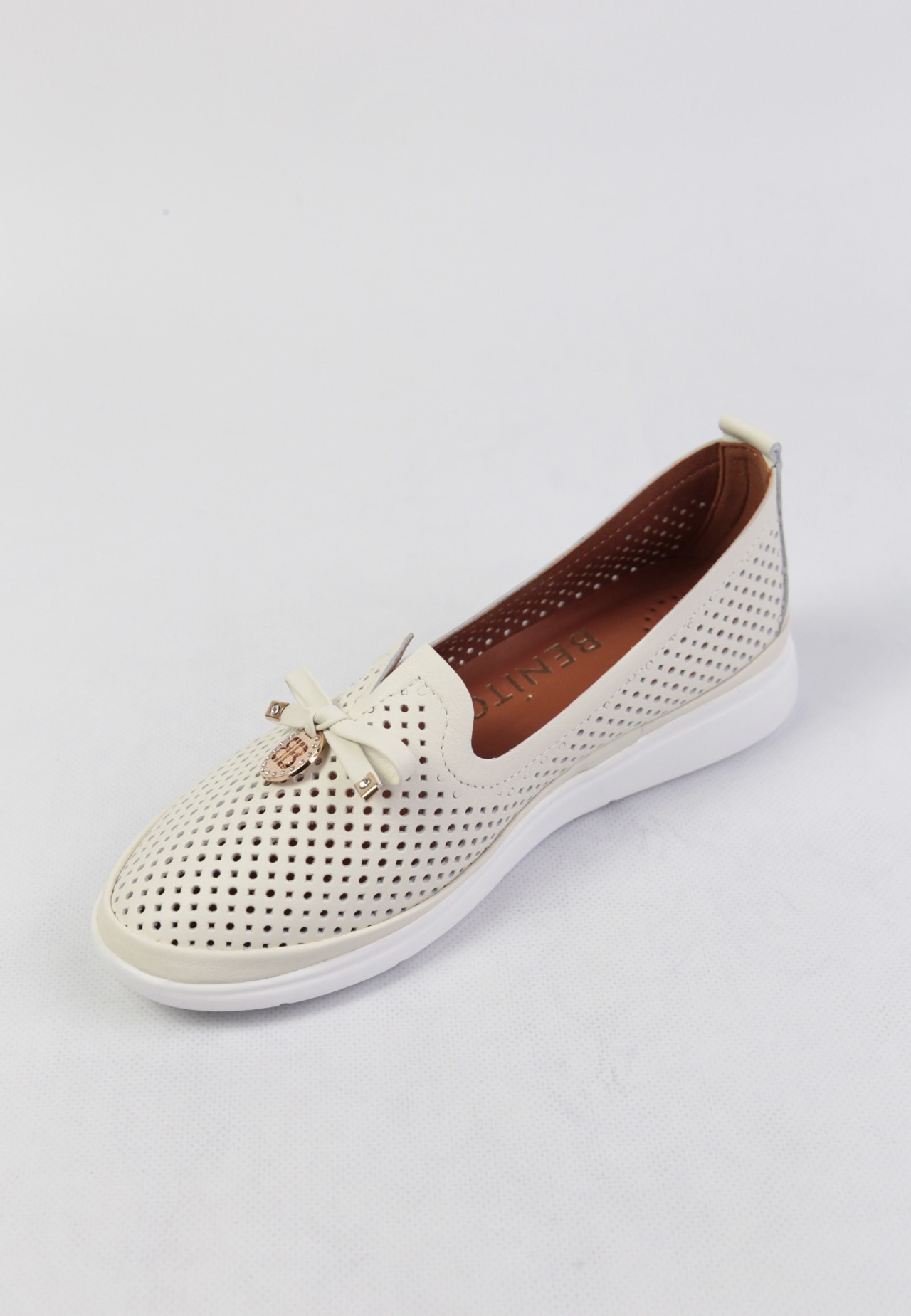 картинка Балетки кожаные Benito от магазина Pratik