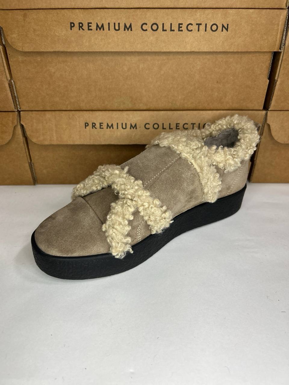 картинка Ботинки замшевые Benito от магазина Pratik