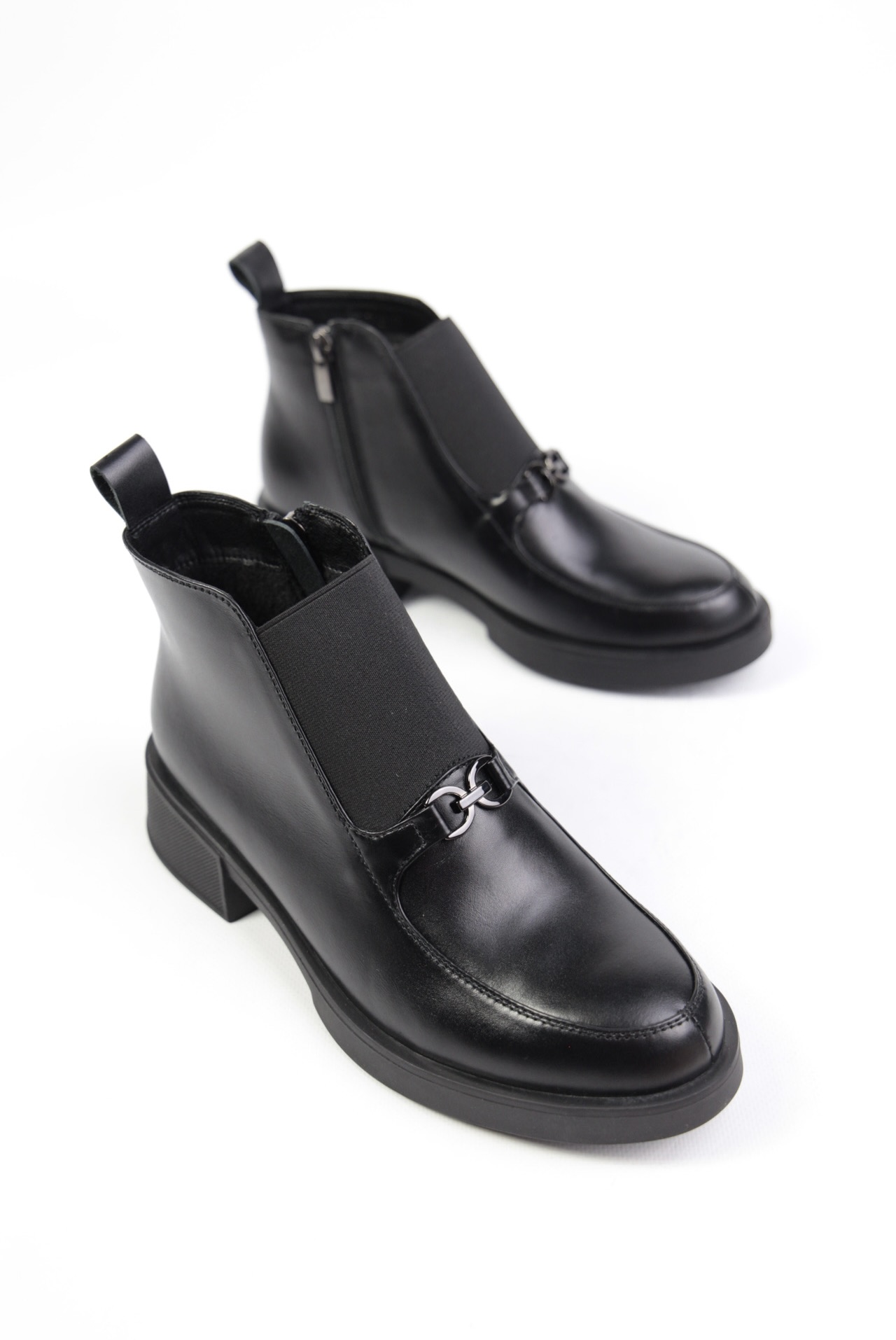 картинка Ботинки кожаные Benito от магазина Pratik