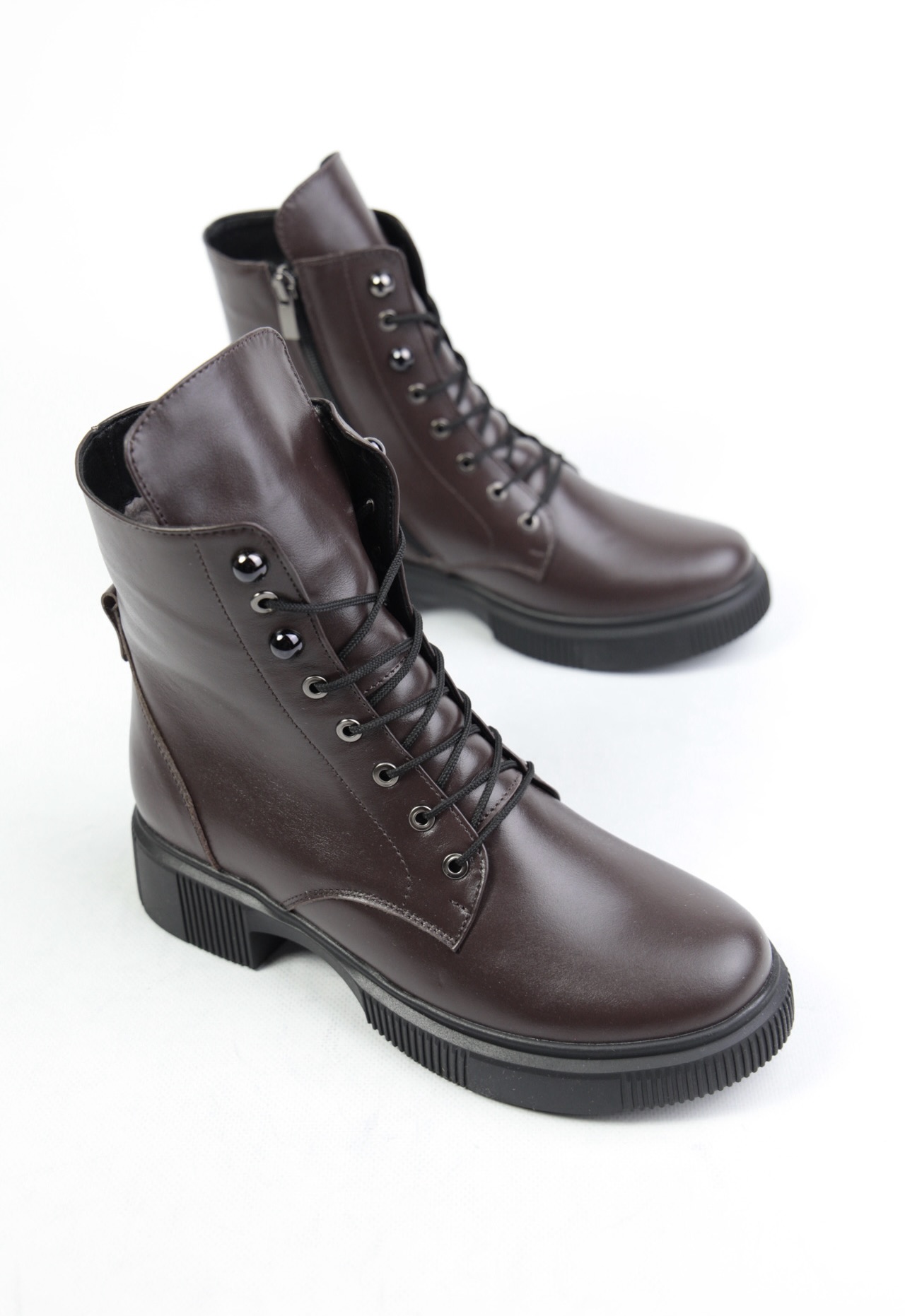 картинка Ботинки кожаные Benito от магазина Pratik