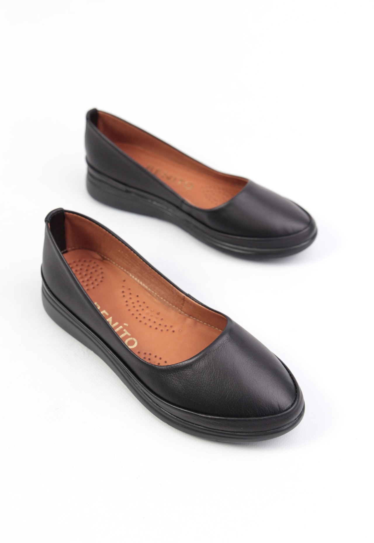 картинка Балетки кожаные Benito от магазина Pratik