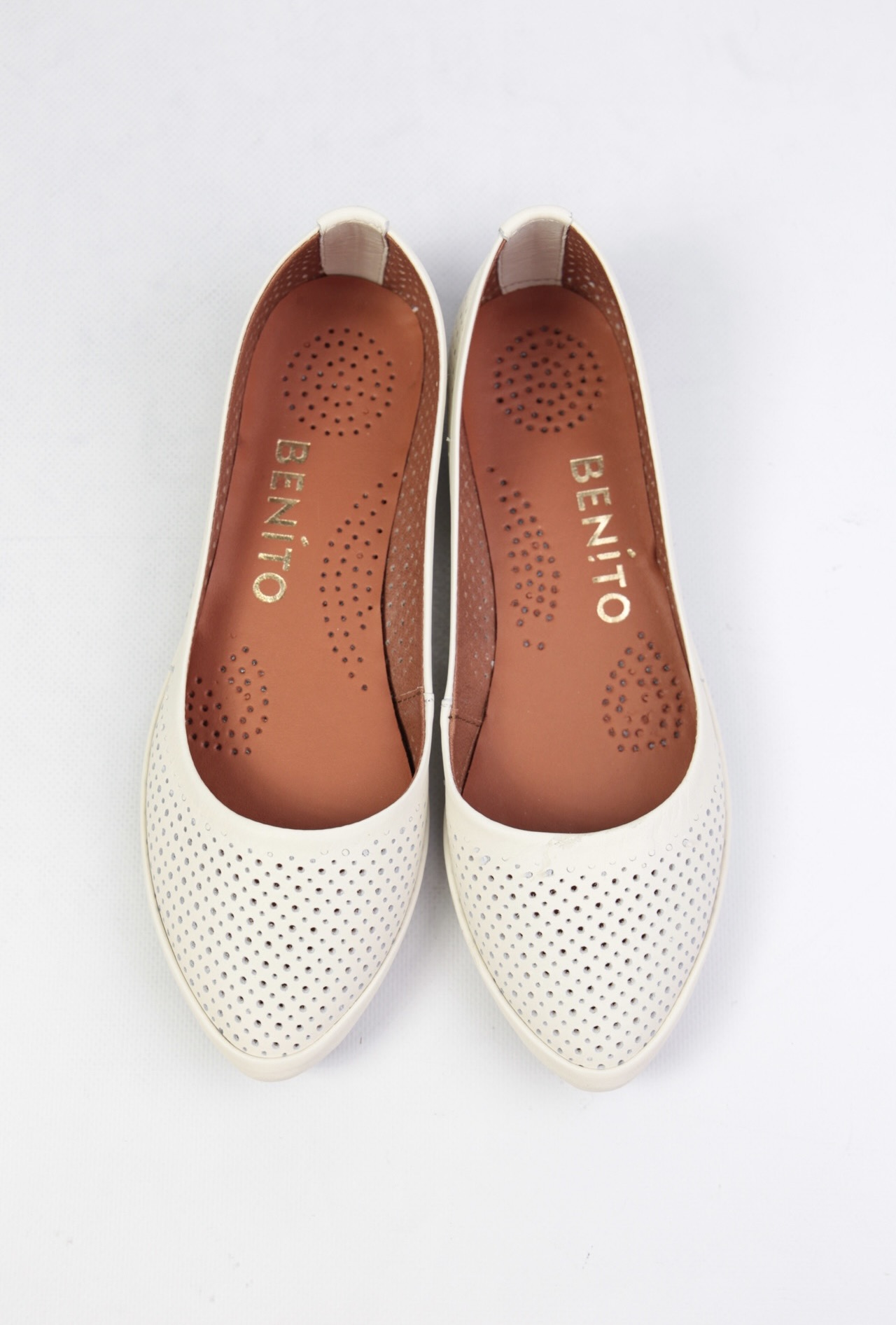 картинка Балетки кожаные Benito от магазина Pratik