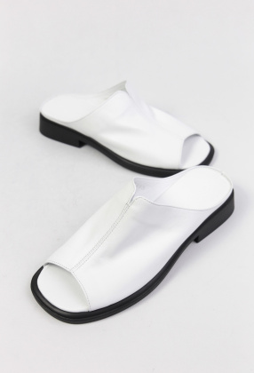 Шлепанцы кожаные Benito 0075/06 new- фото 1 - интернет-магазин обуви Pratik