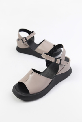 Босоножки кожаные Benito 0088/71 new- фото 1 - интернет-магазин обуви Pratik