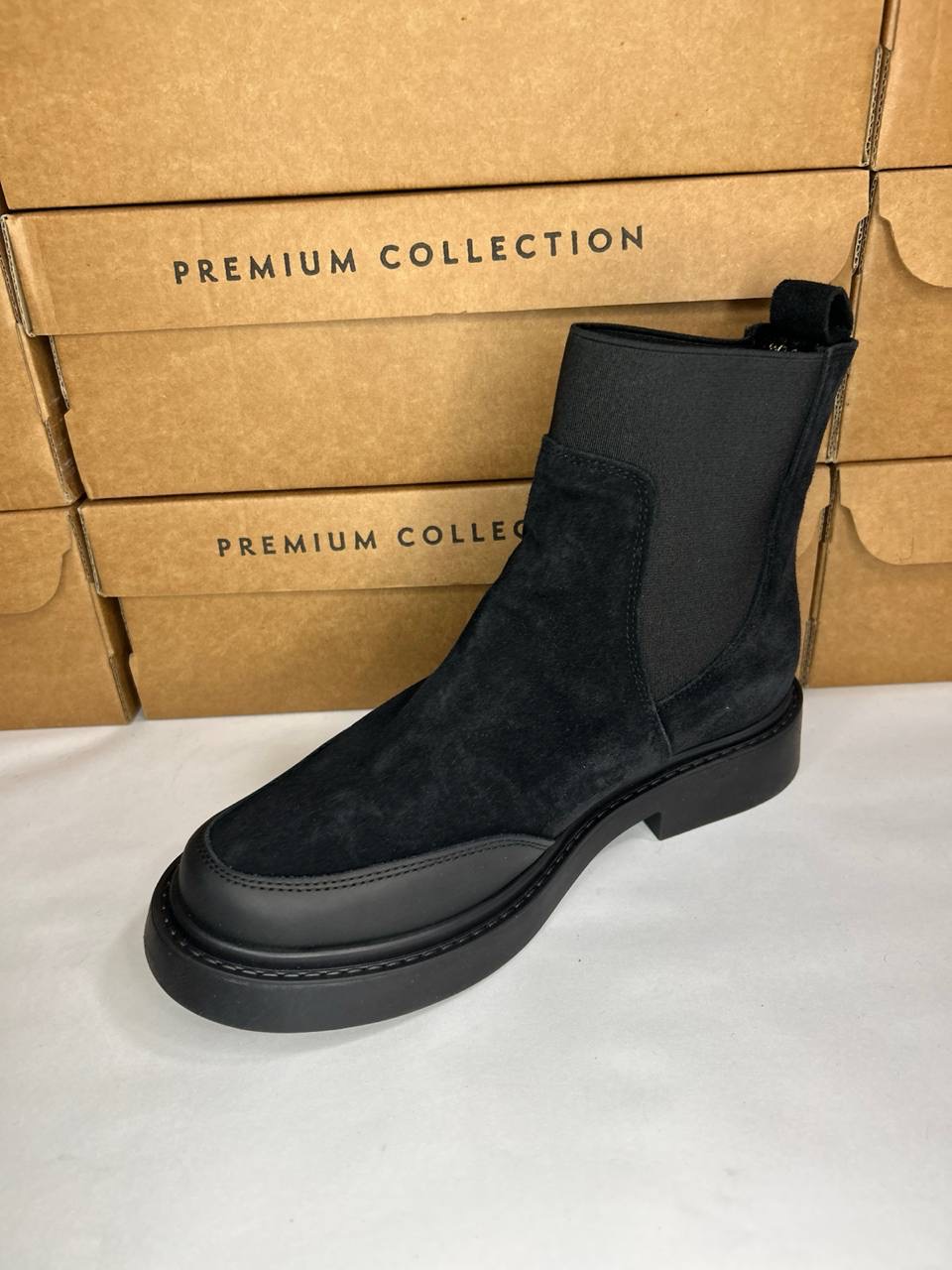 картинка Ботинки замшевые Benito от магазина Pratik