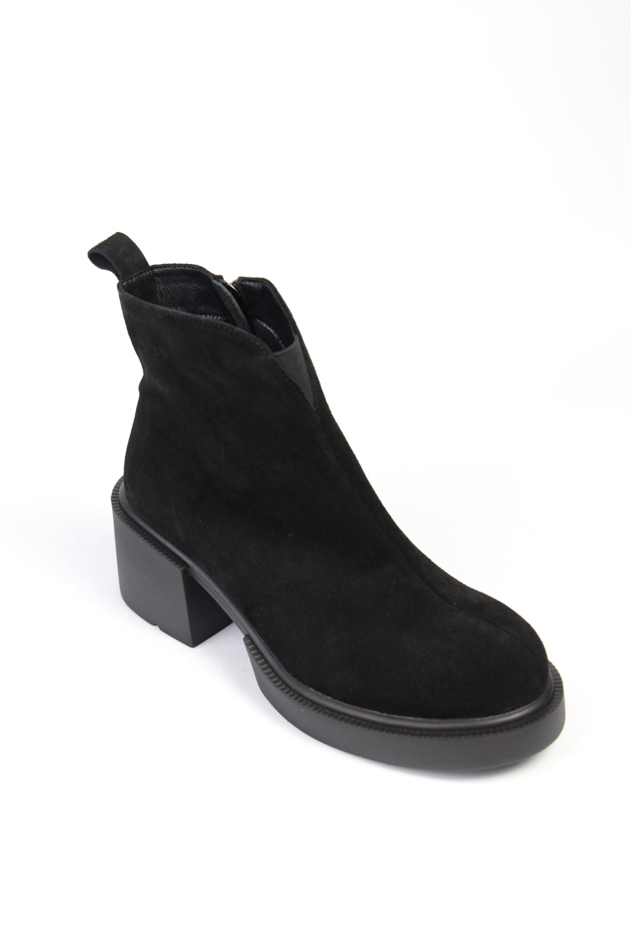 картинка Ботильоны замшевые Benito от магазина Pratik