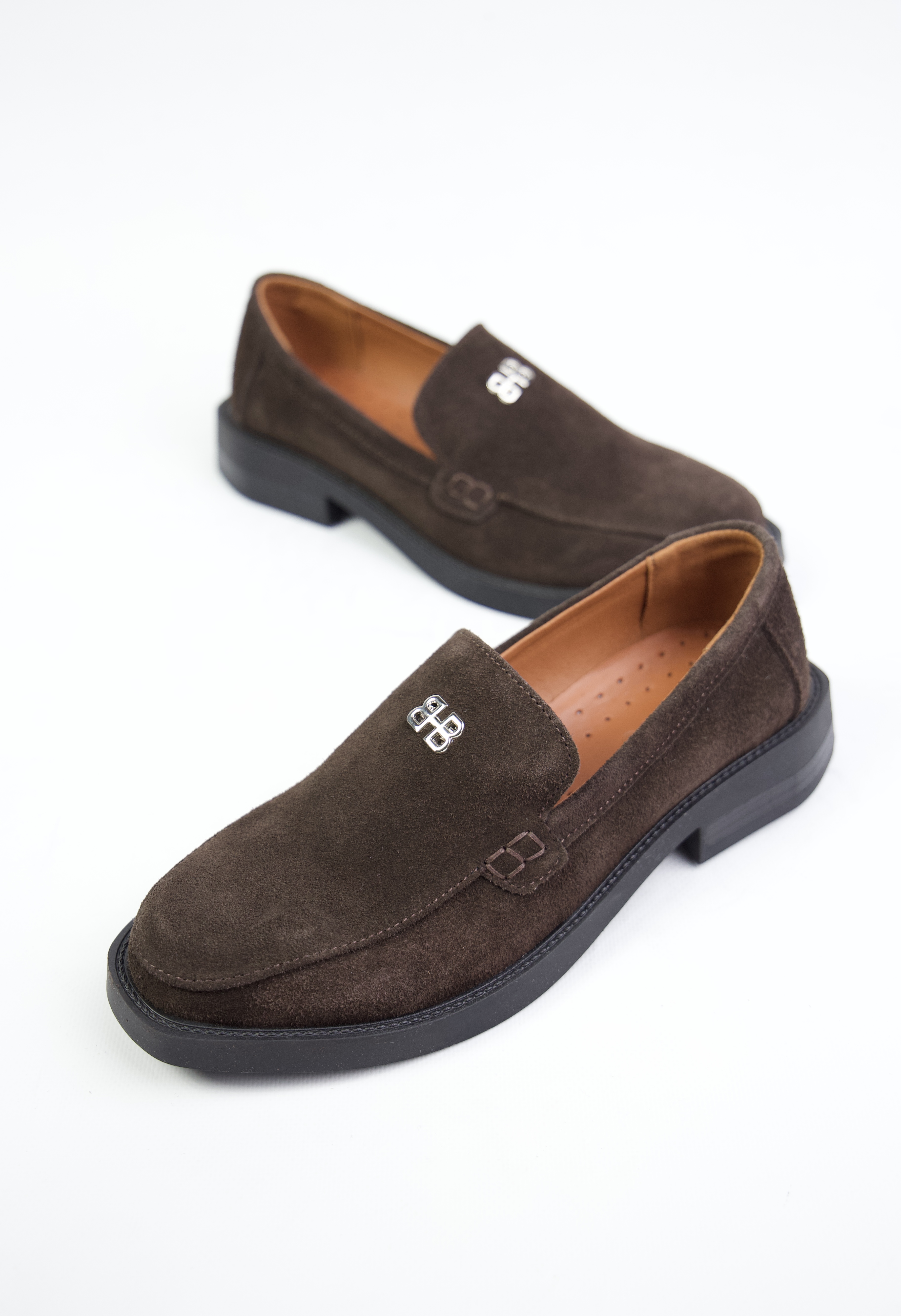 картинка Лоферы замшевые Benito от магазина Pratik