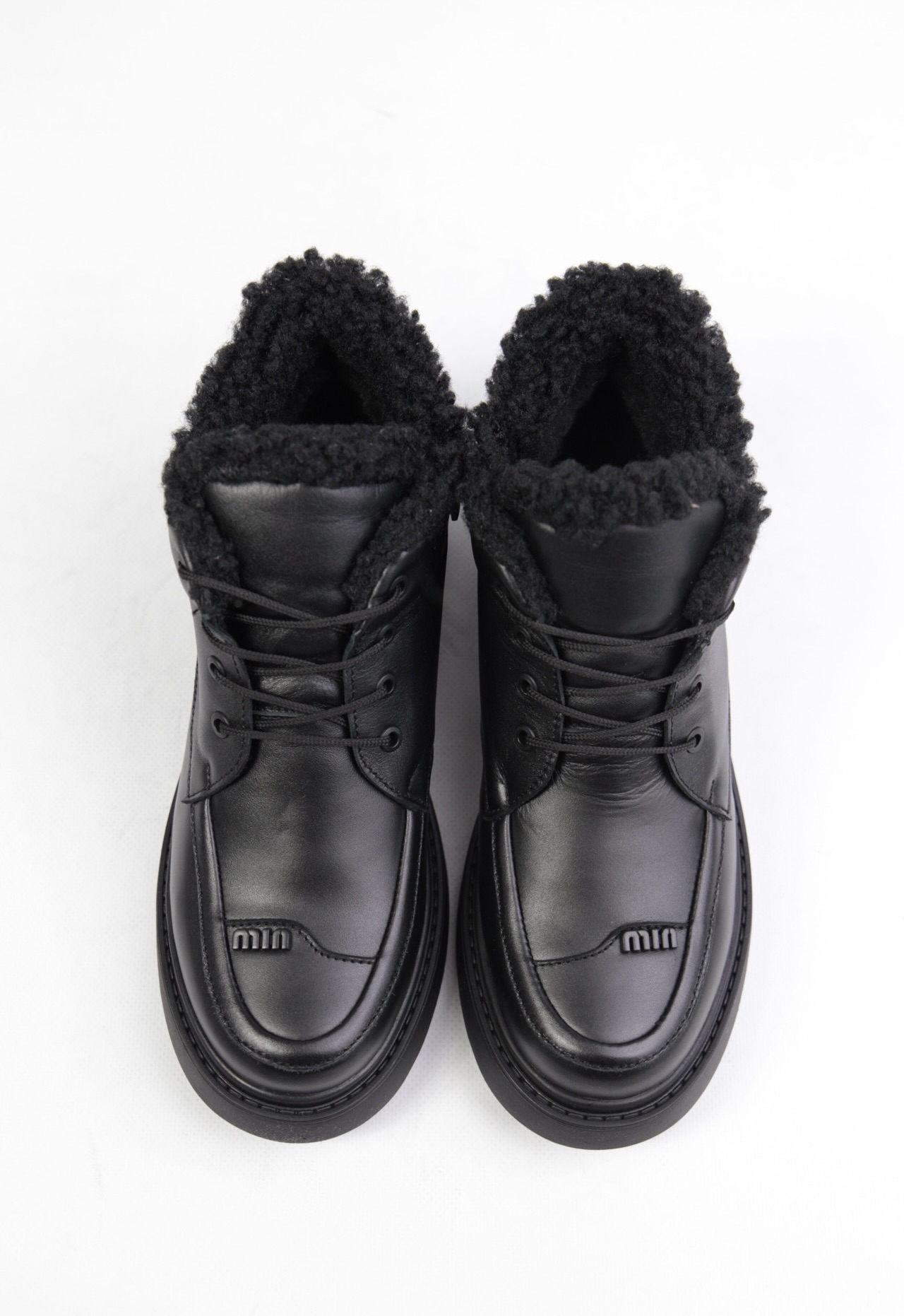 картинка Ботинки кожаные Benito от магазина Pratik