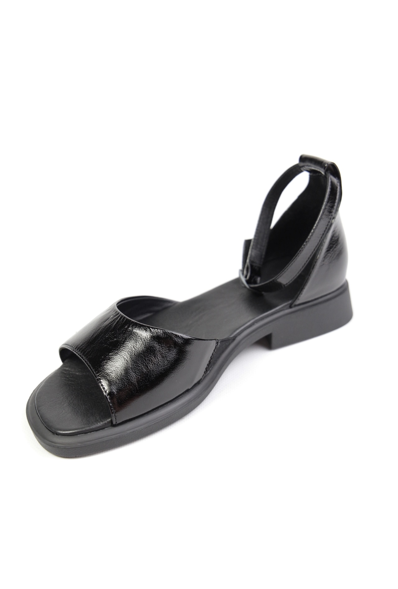 картинка Сандалии кожаные Benito от магазина Pratik