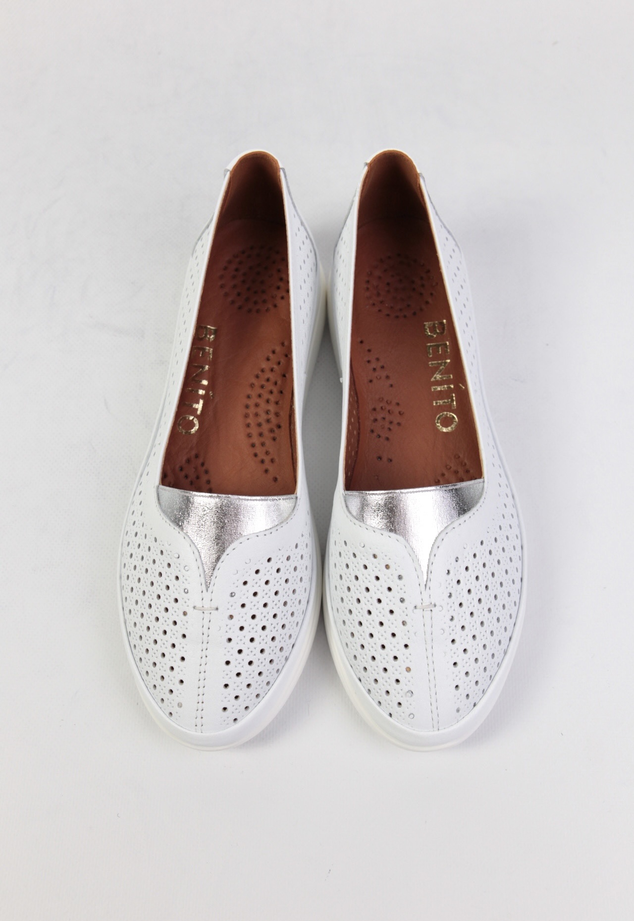 картинка Балетки кожаные Benito от магазина Pratik