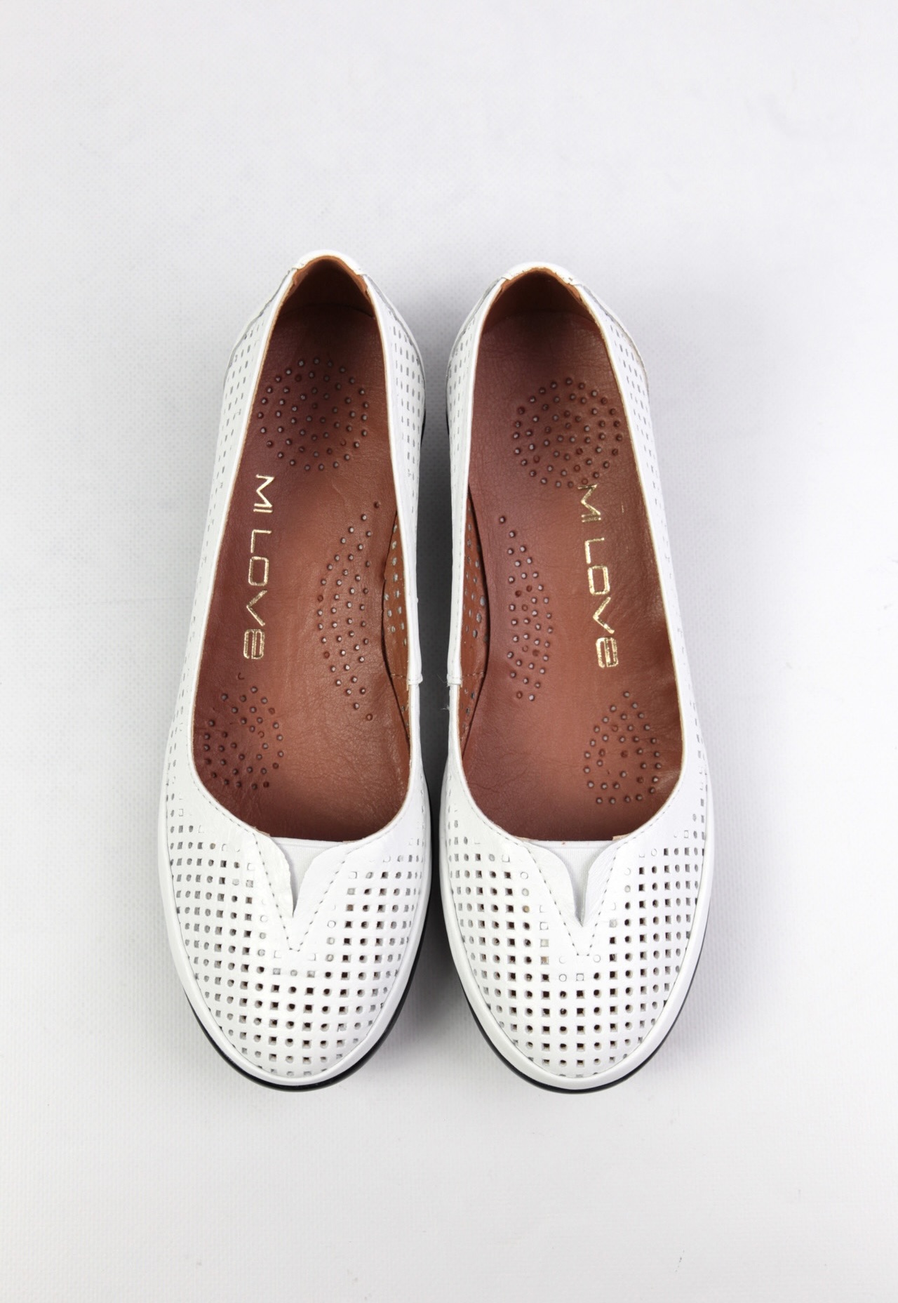 картинка Туфли кожаные Benito от магазина Pratik