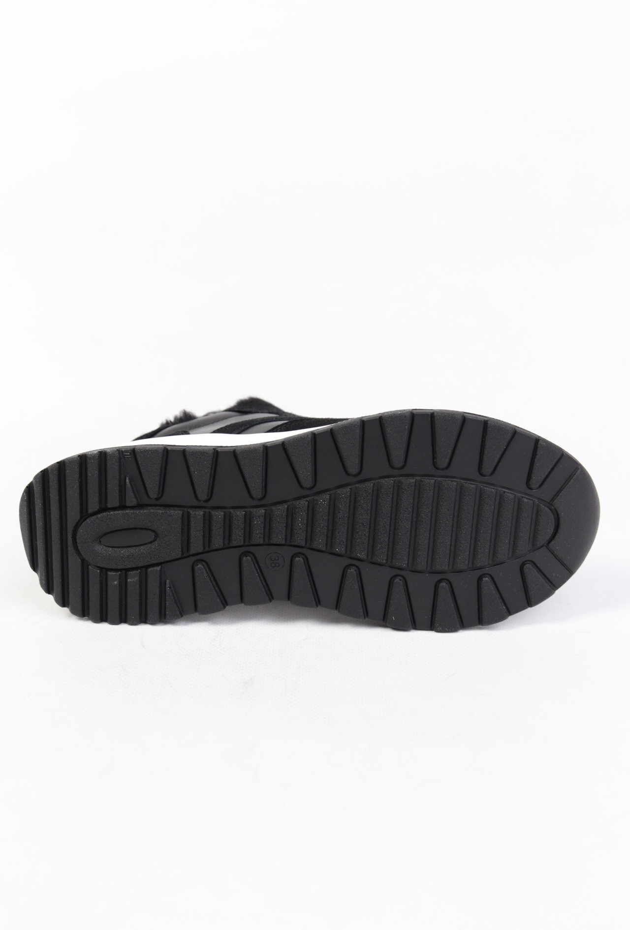 картинка Ботинки замшевые Benito от магазина Pratik